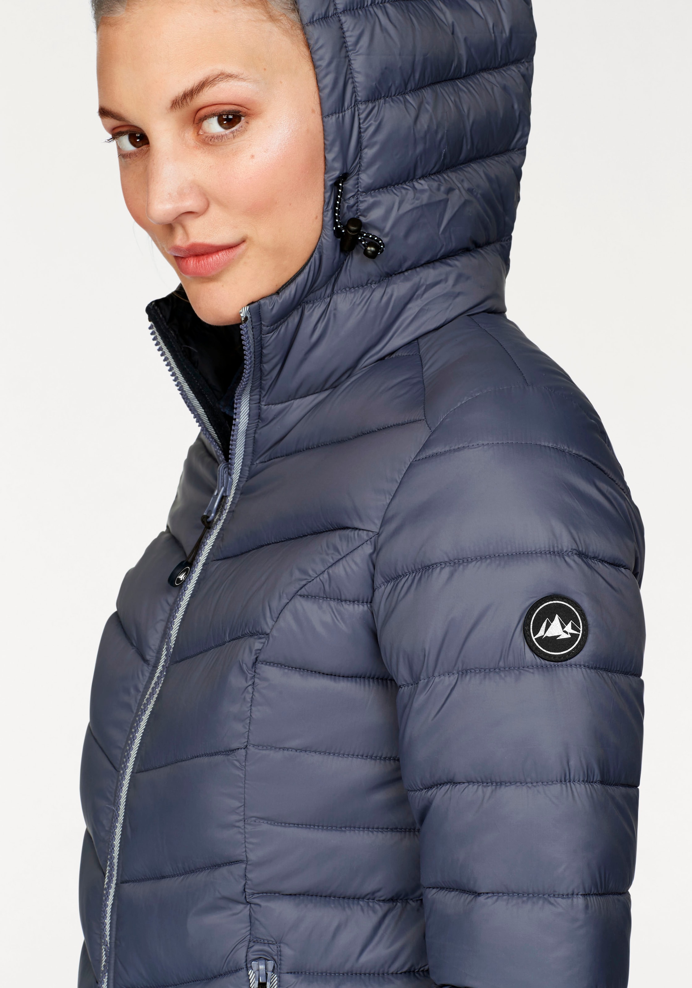 Polarino Steppjacke, mit Kapuze, für kühle Tage, aus leichtem Webmaterial, wasserabweisend