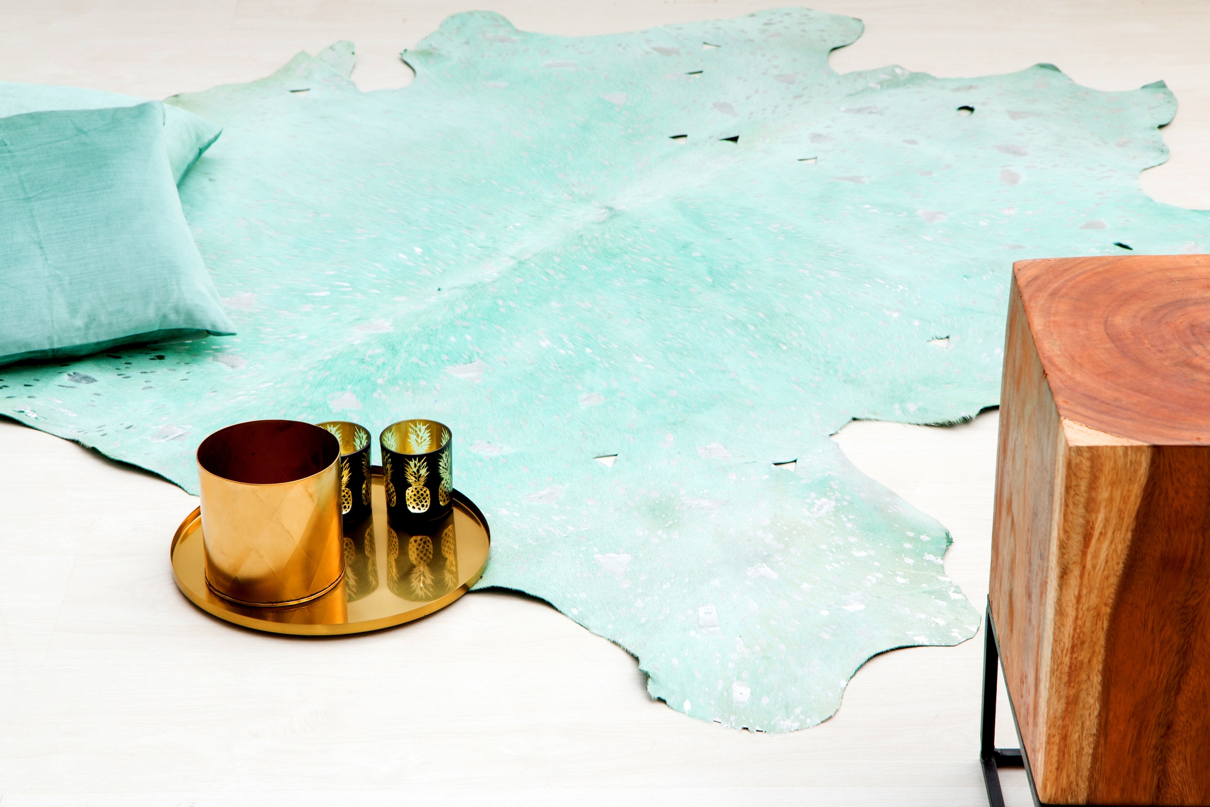 Kayoom Teppich »Fly 110« rechteckig 3 mm Höhe aus Rindsleder, stilvolle luxuriöse Akzente, Fußbodenheizung geeignet