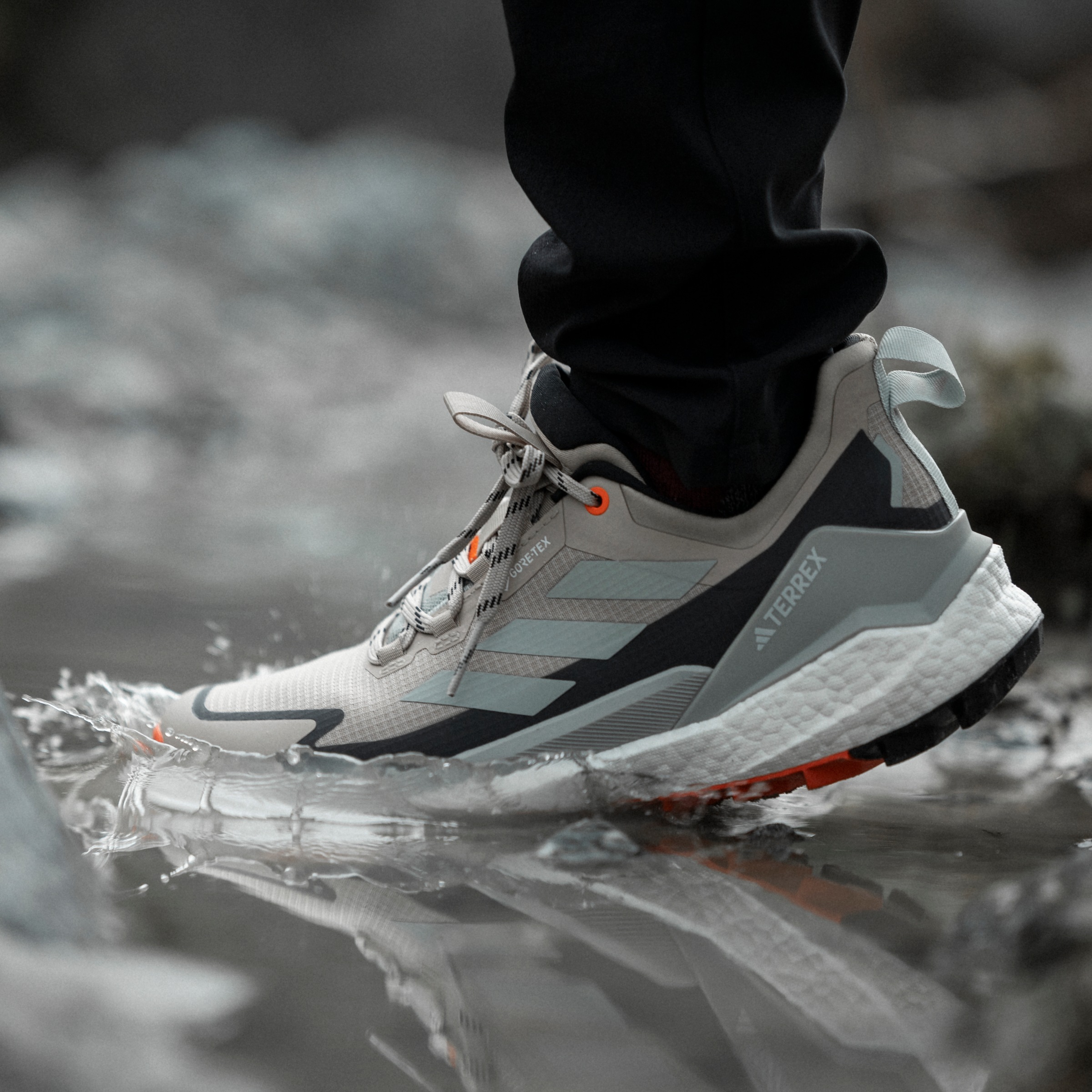adidas TERREX Wanderschuh »TERREX FREE HIKER 2 LOW Gore-Tex W«, wasserdicht
