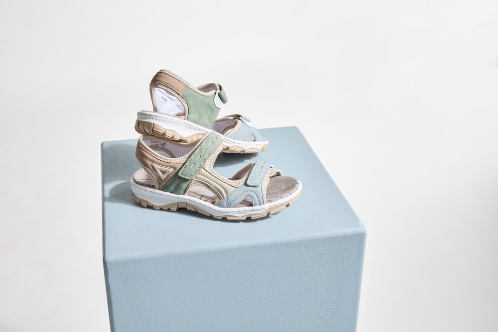 Rieker Riemchensandale  Sommerschuh, Sandalette, Outdoorsandale mit Klett