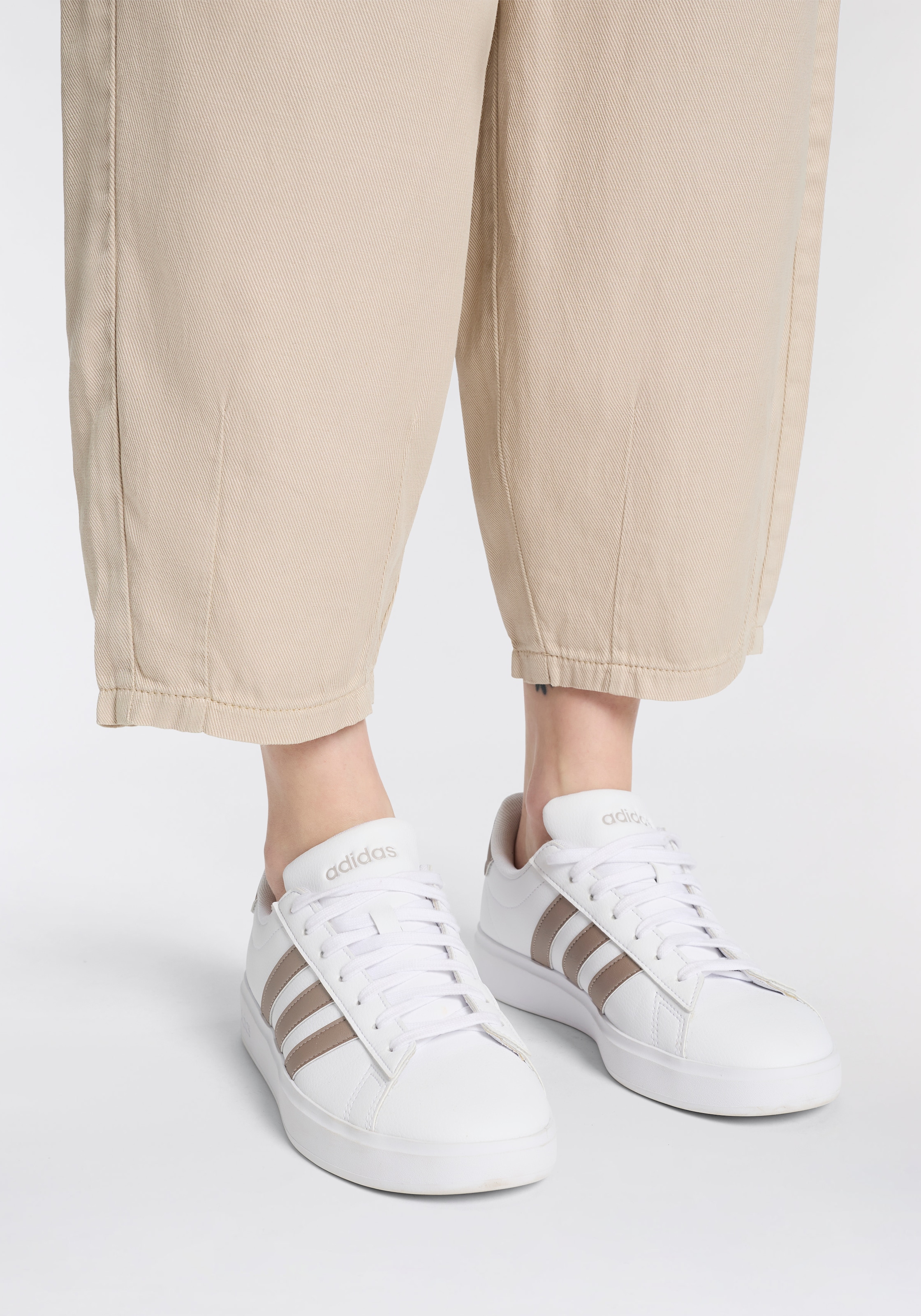 MAC Stoffhose »BAY 2.3 relaxed«  mit elastischem Bund und Bindeband