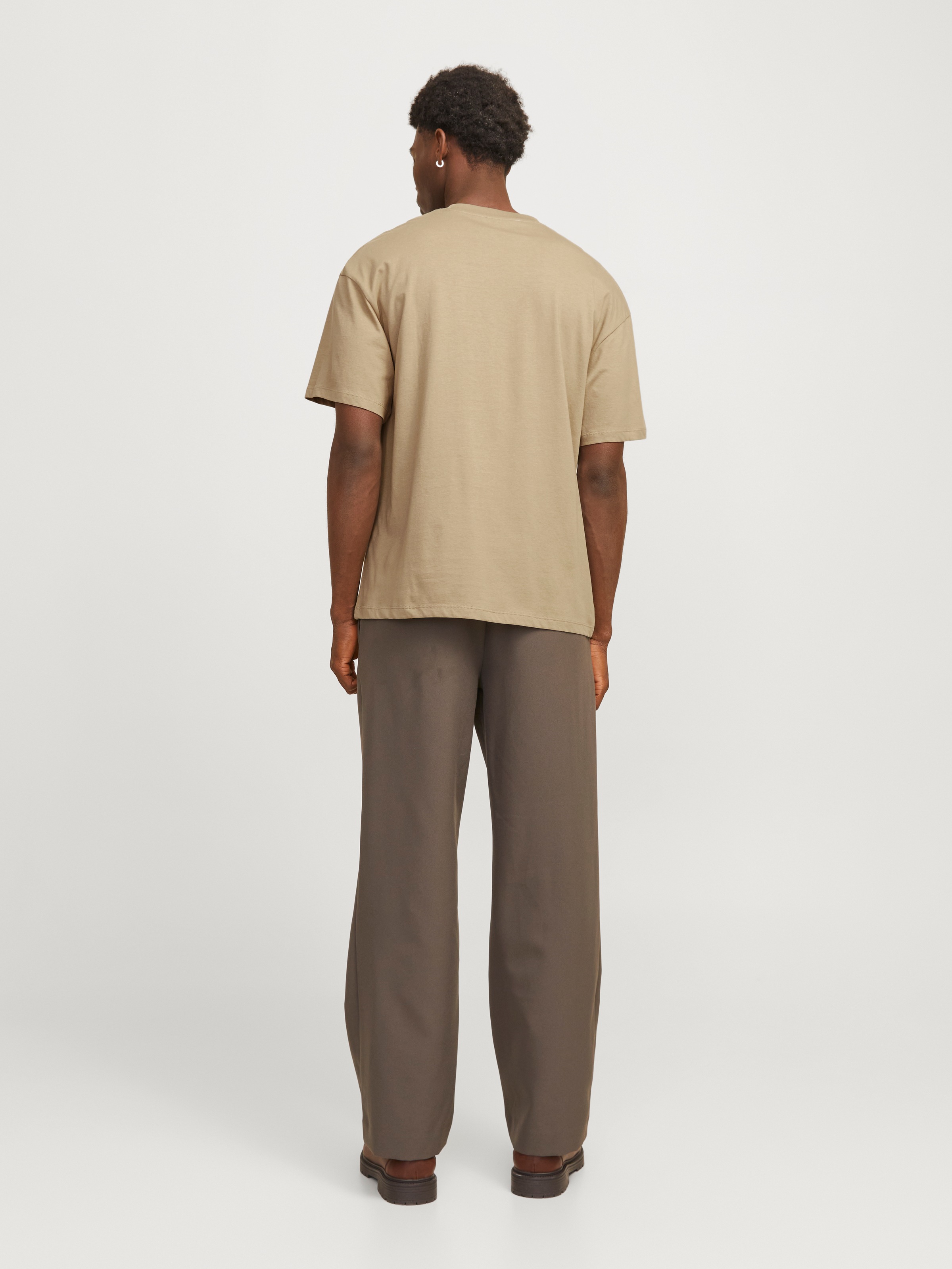 Jack & Jones Oversize-Shirt »JJEBRADLEY TEE SS O-NECK NOOS«, mit Rundhalsausschnitt