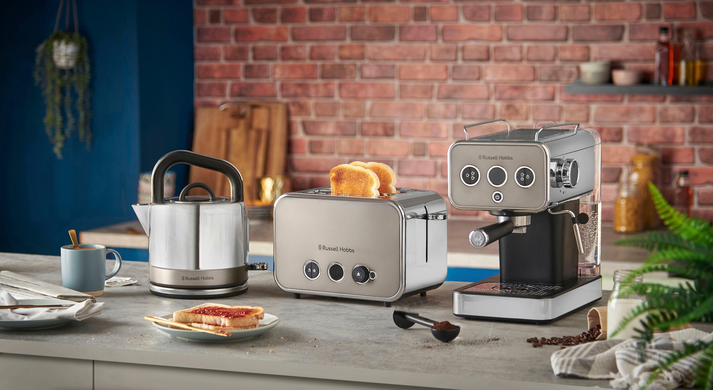 RUSSELL HOBBS Wasserkocher »Distinctions Titanium 26422-70«, 1,5 l, 2400 W