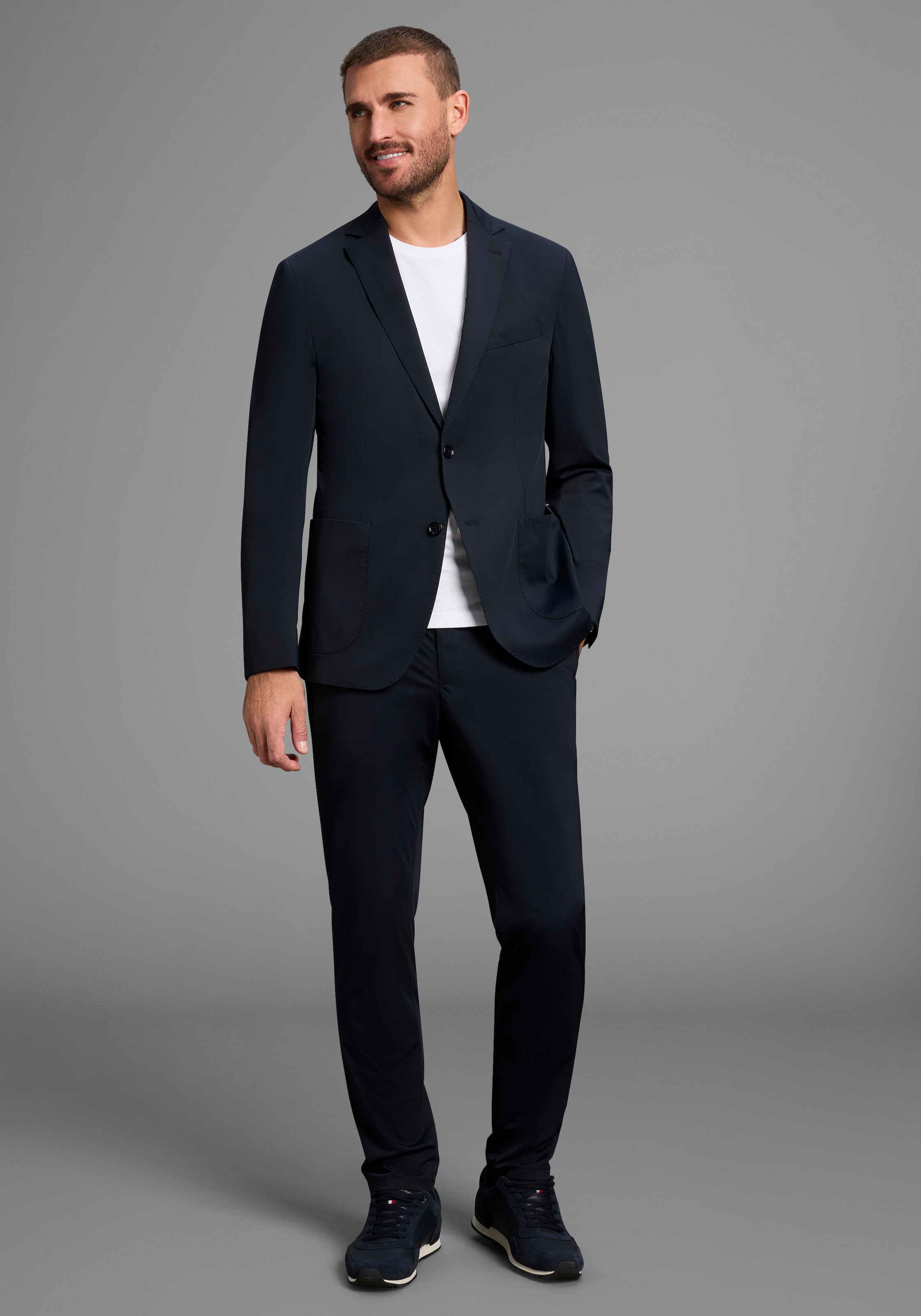 Bruno Banani Anzug »Packable Suit, Anzug« Sakko & Hose;nicht bleichen;nicht trocknergeeignet;nicht bügeln;Chemische Reinigung, schonender Prozess, 2 tlg. slim fit perfekt für Reisen! immer Top gestylt ohne Knitterfalten
