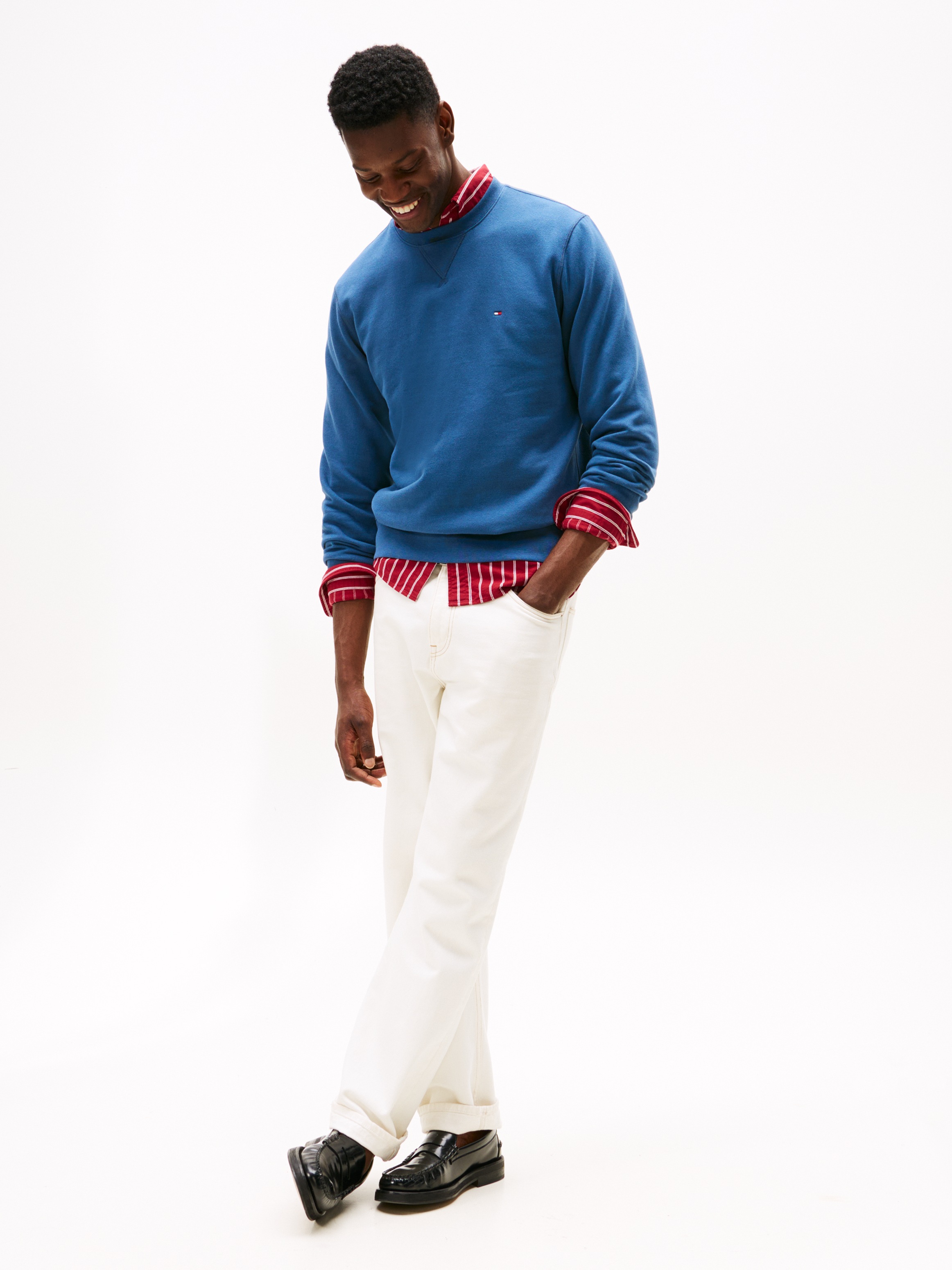 Tommy Hilfiger Sweatshirt »ESS SEASONAL FLEECE CREWNECK mit Rundhals und Stickerei«, unifarben, casual, regular fit, Baumwollmix, Rundhals
