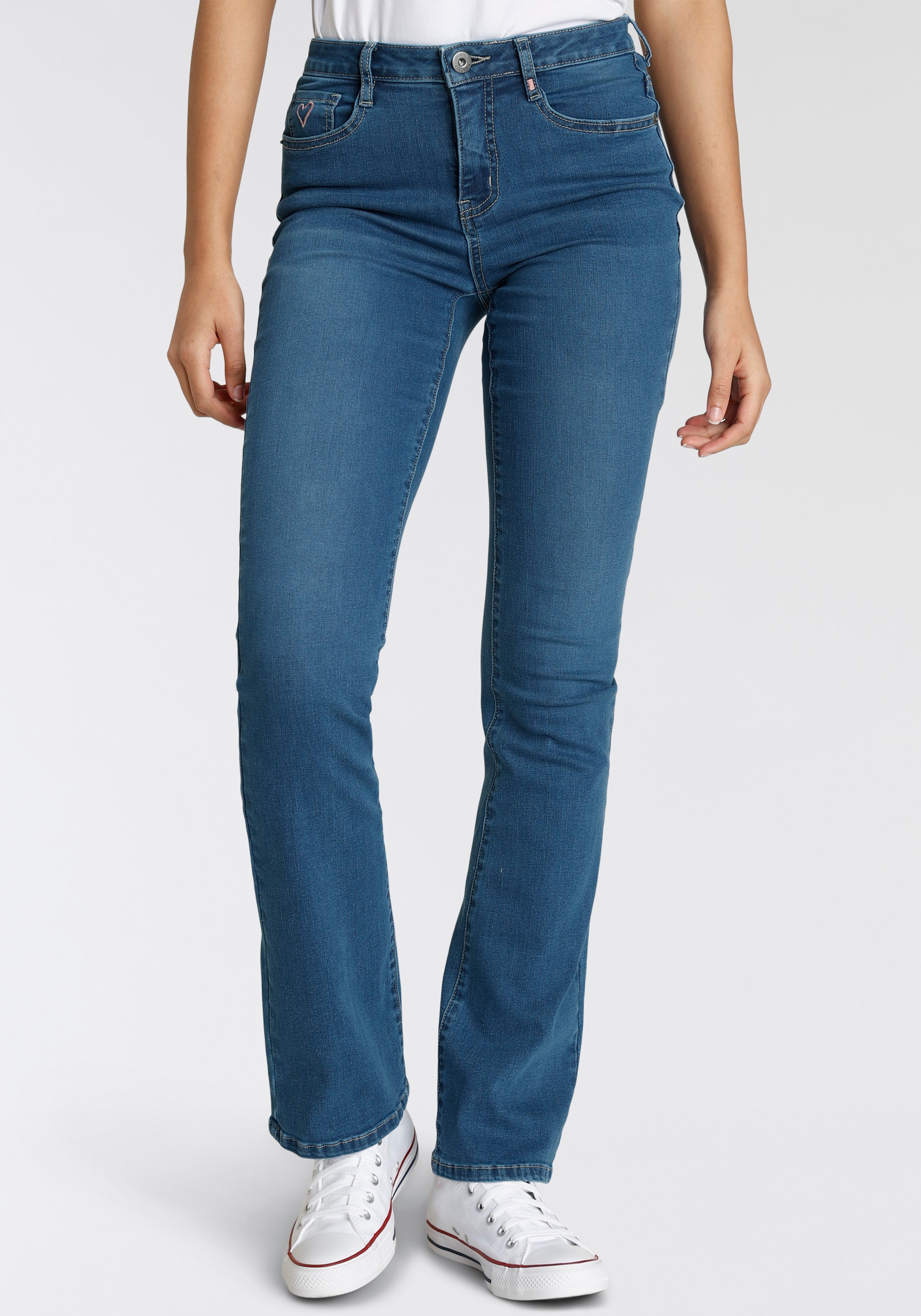 Alife & Kickin Bootcut-Jeans »NualaAK«, NEUE KOLLEKTION kaufen