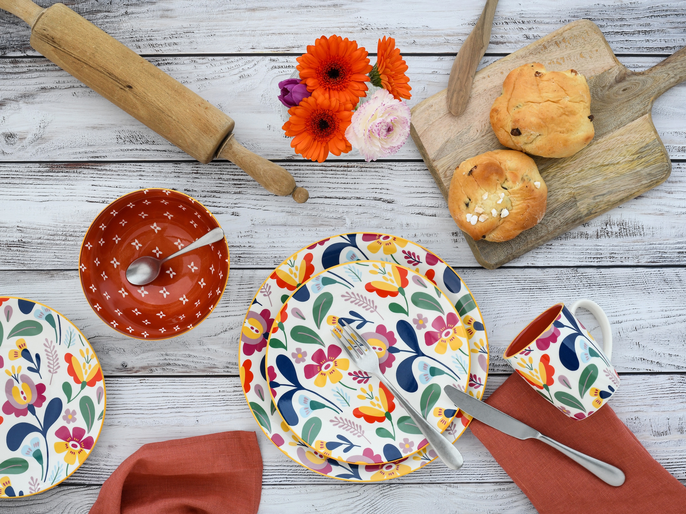 CreaTable Teller-Set »Folklore Bunt, Teller Set 12-tlg« Blumenmotive