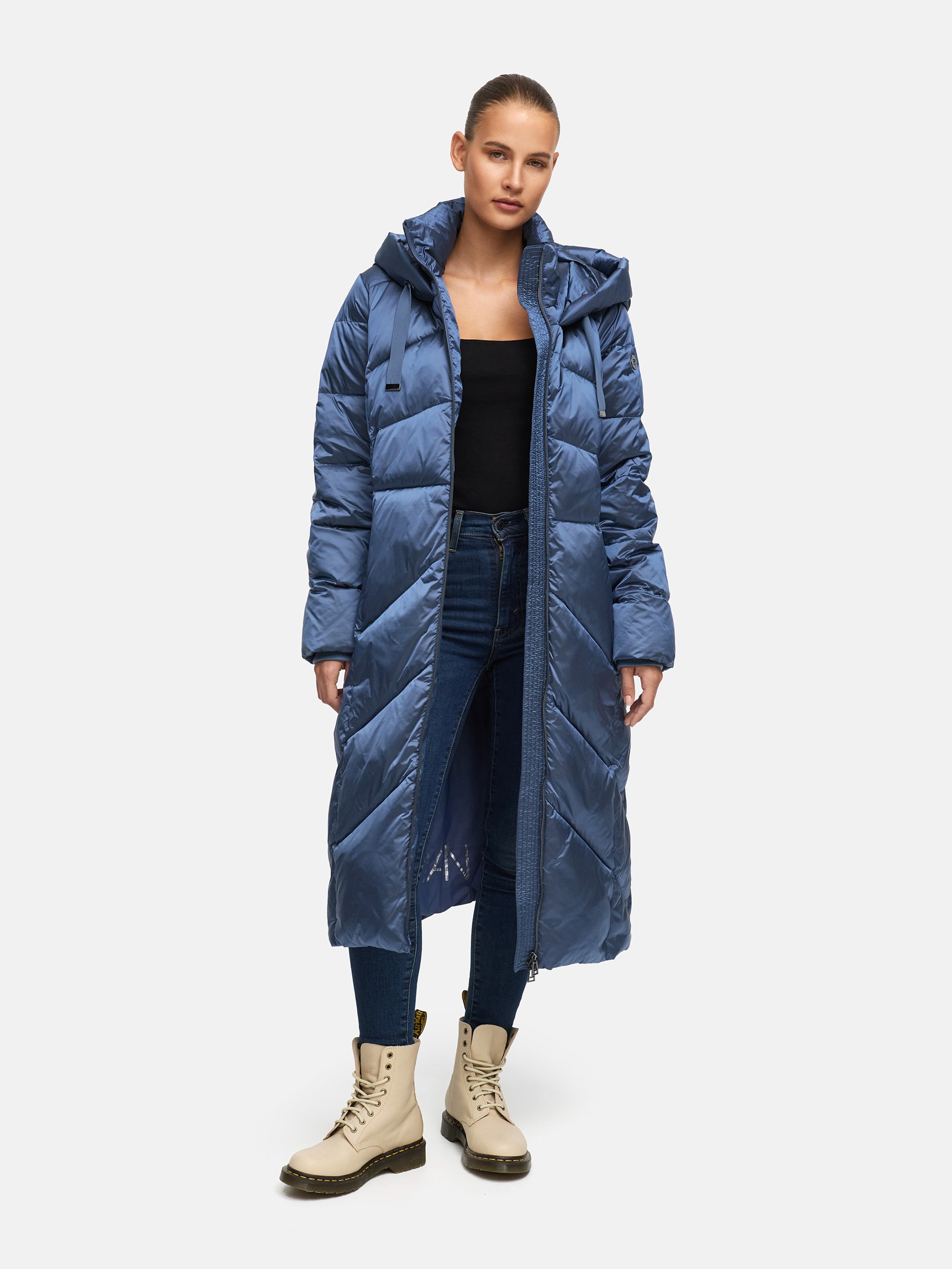 MANISA Steppmantel , mit Stehkragen und fester Kapuze und dekorativen Strickbändern
