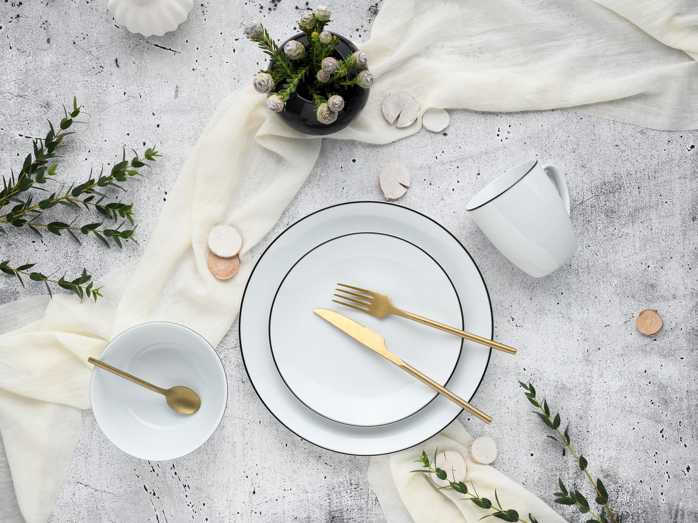 CreaTable Kombiservice »Luna Black Line«, (Set, 16 tlg.), handgemaltes Liniendekor