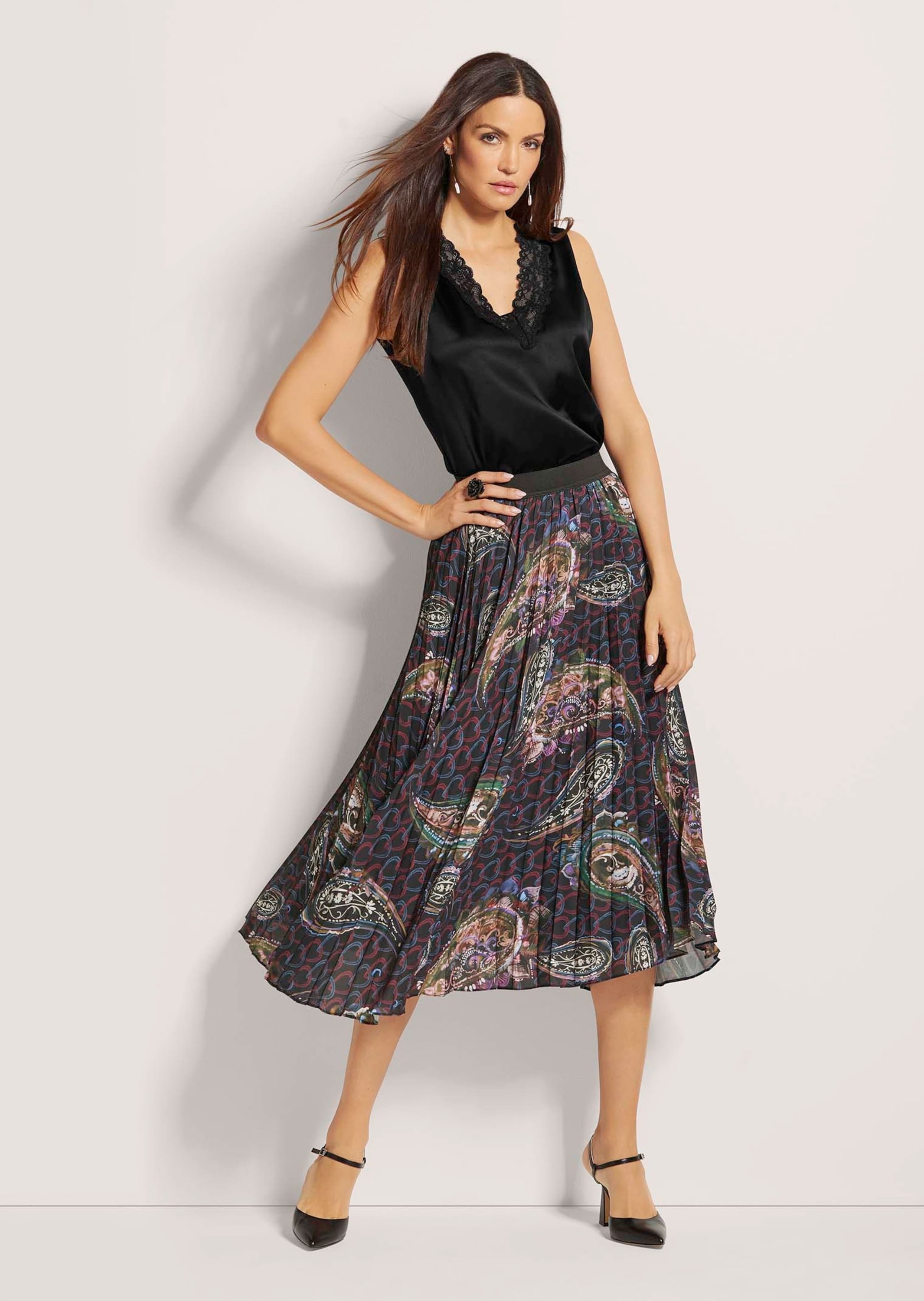 MADELEINE Midirock »Rock Plisseerock mit Paisley-Muster«
