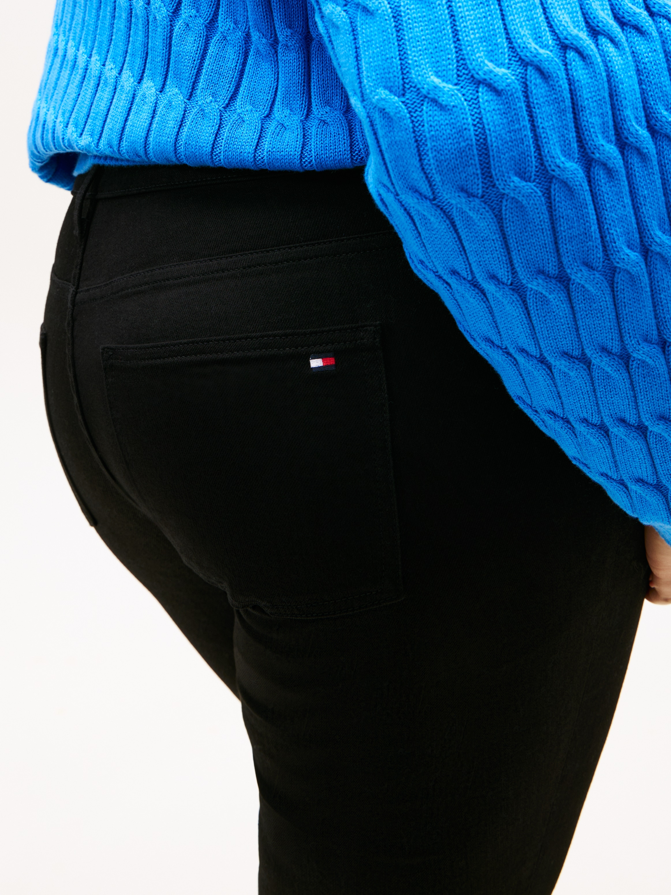 Tommy Hilfiger Curve Bootcut-Jeans »CRV DNM BLACK BOOTCUT RW« in großen Größen