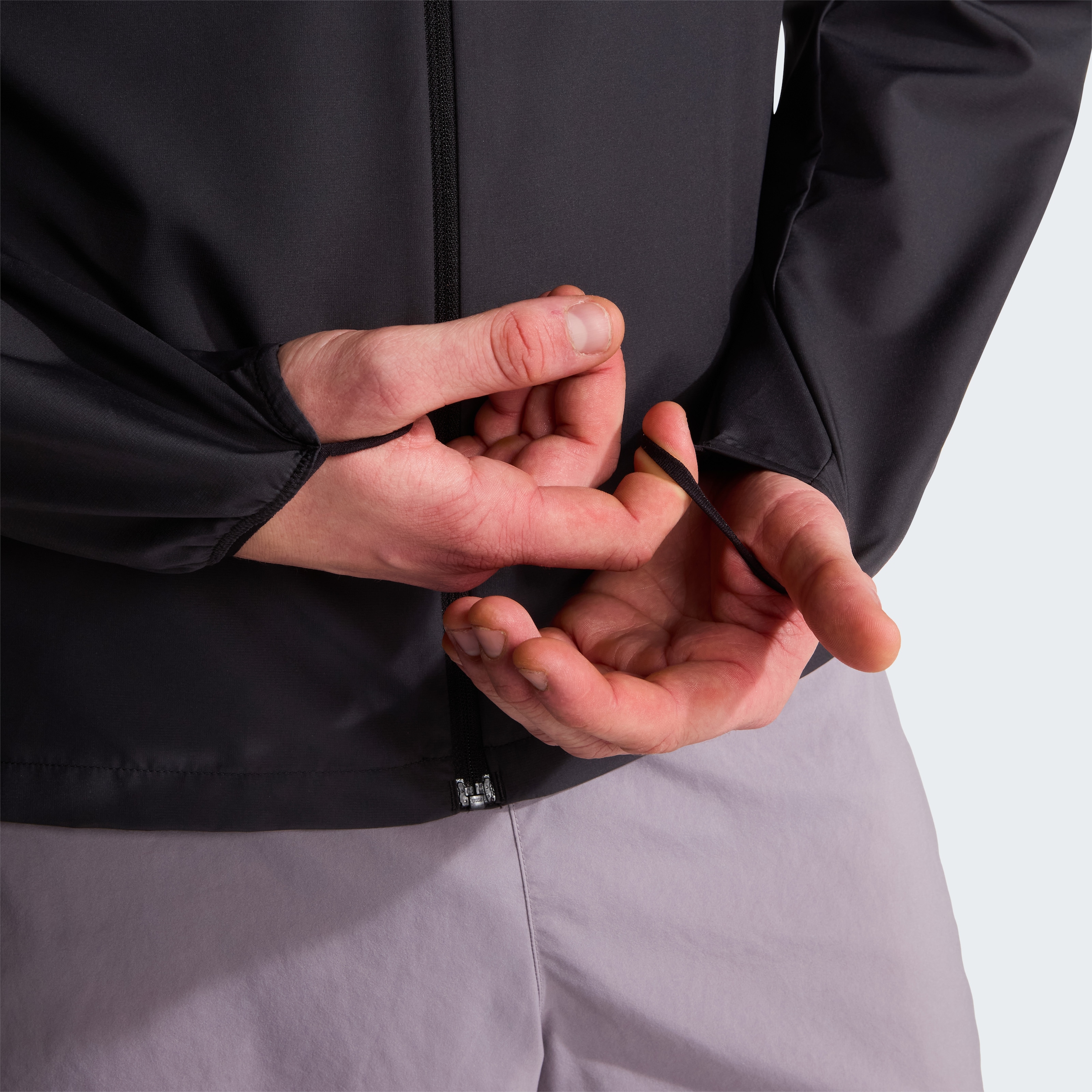 The North Face Windbreaker »M FONTANALES WIND JACKET« sportlicher Stil, für Sport- und Outdooraktivitäten, mit Packtasche