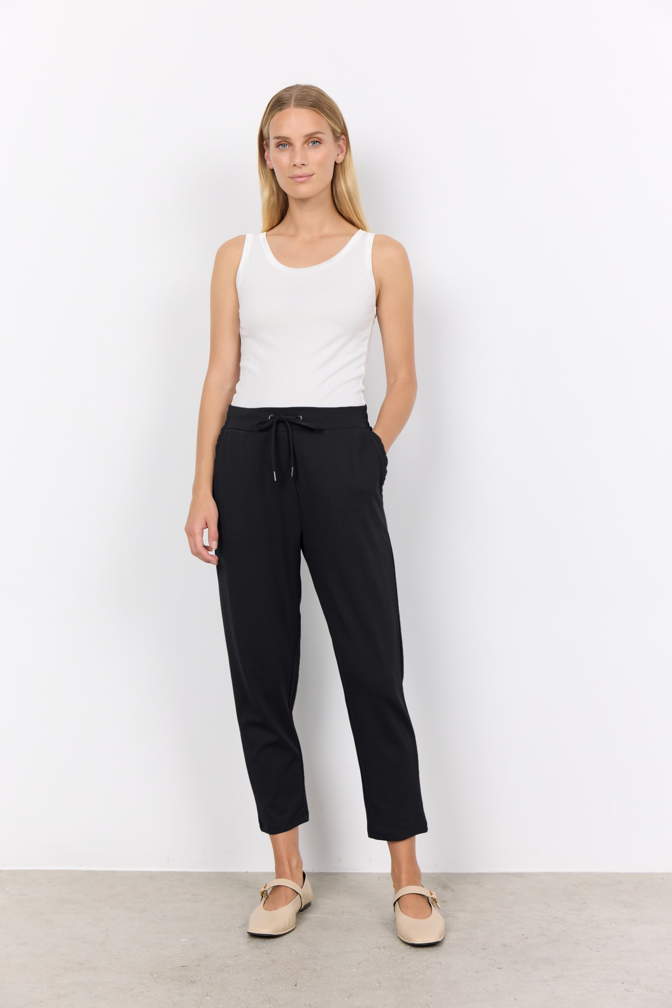 soyaconcept Jogger Pants »SC-SIHAM 2«  aus Polyester und Elasthan, elastischer Bund mit Kordelzug