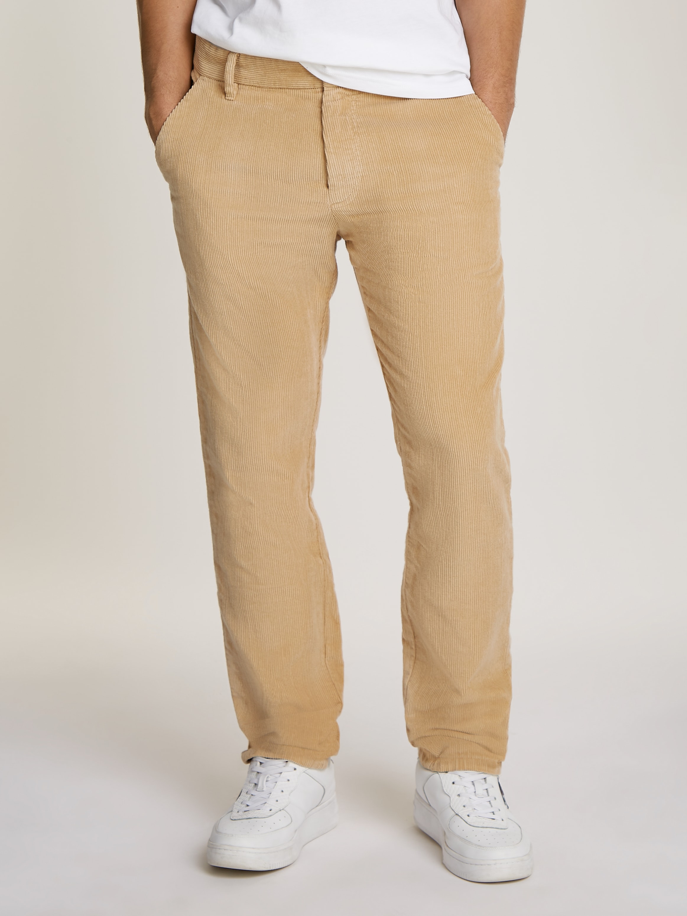 Tommy Jeans Cordhose »TJM RYAN CORD CHINO«