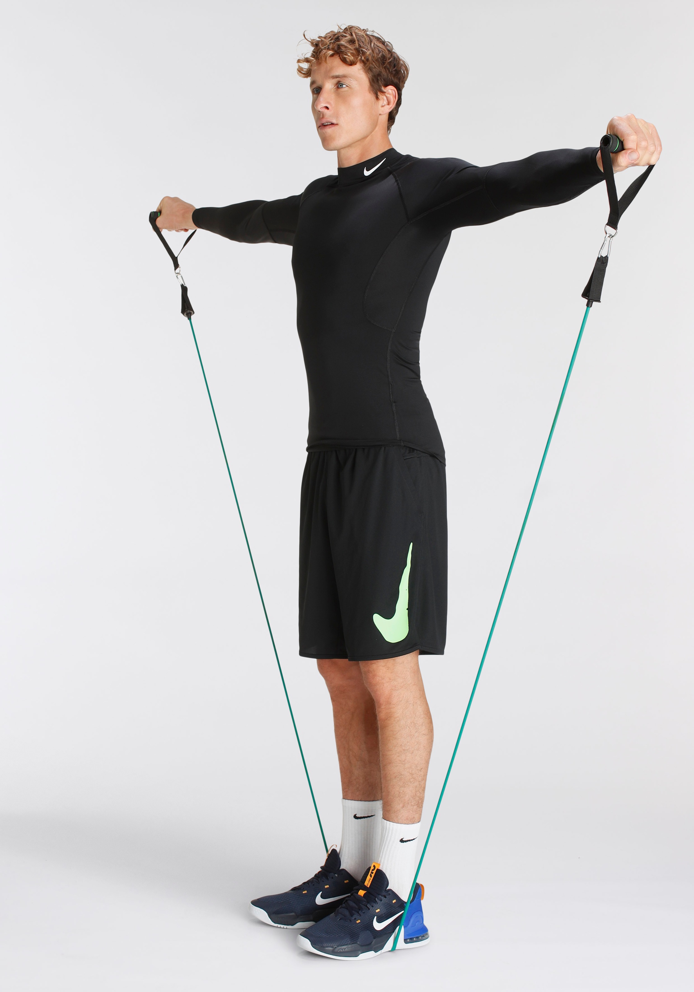 Nike Trainingsshirt »PRO DRI-FIT MEN'S LONG-SLEEVE TIGHT-FITTING MOCK-NECK TOP«
