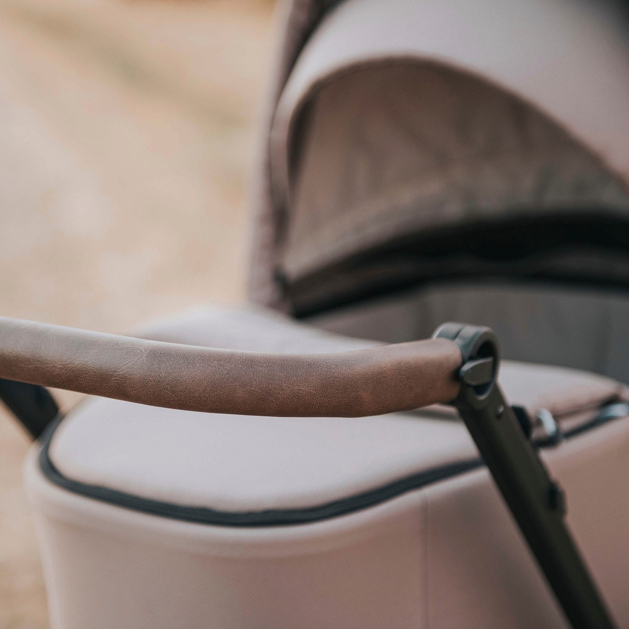Gesslein Kombi-Kinderwagen »FX4 Soft+ mit Aufsatz Swing schwarz, sand«, mit Babywanne C3 und Babyschalenadapter
