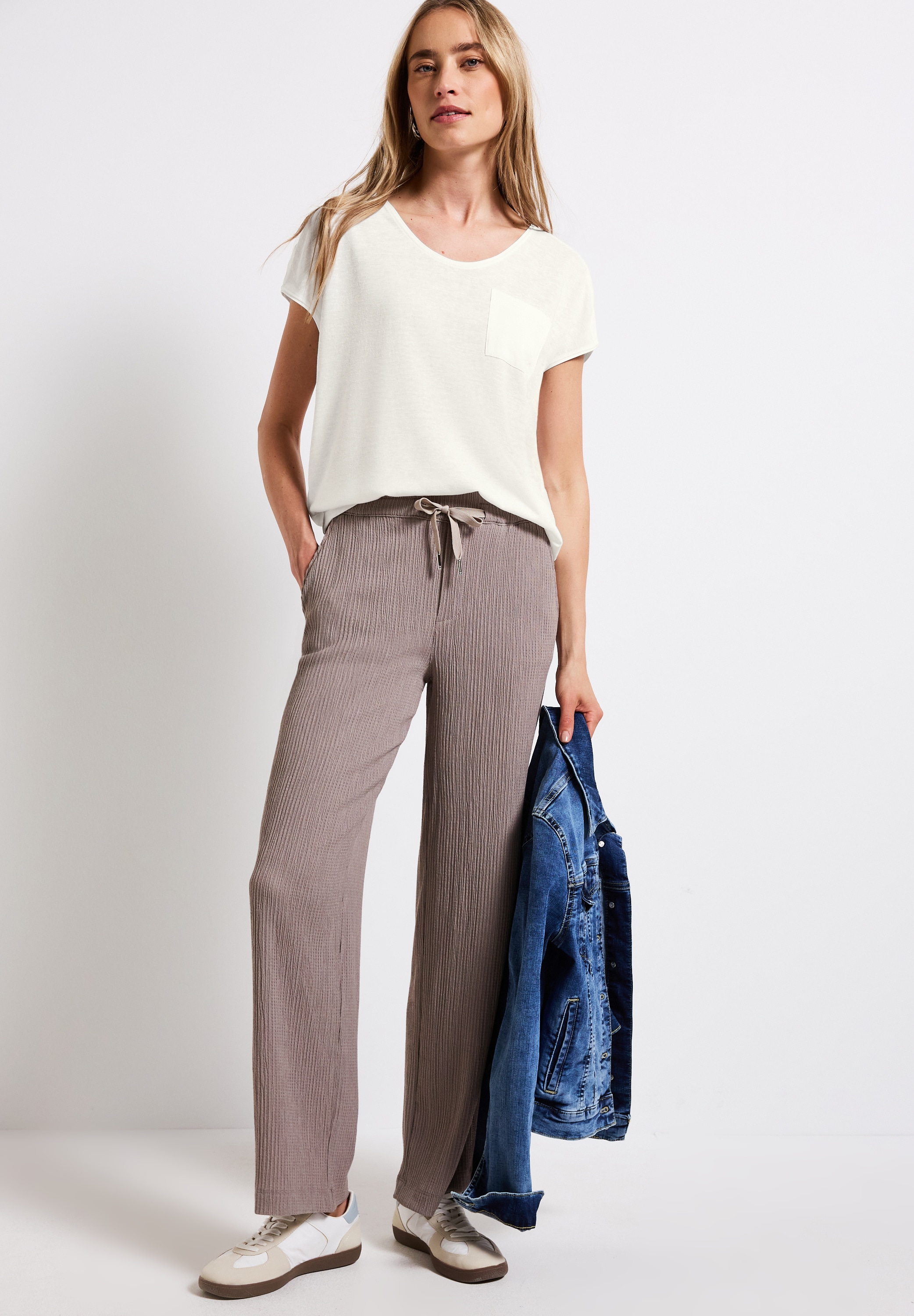STREET ONE T-Shirt, im Leinen-Look und mit Brusttasche+ö