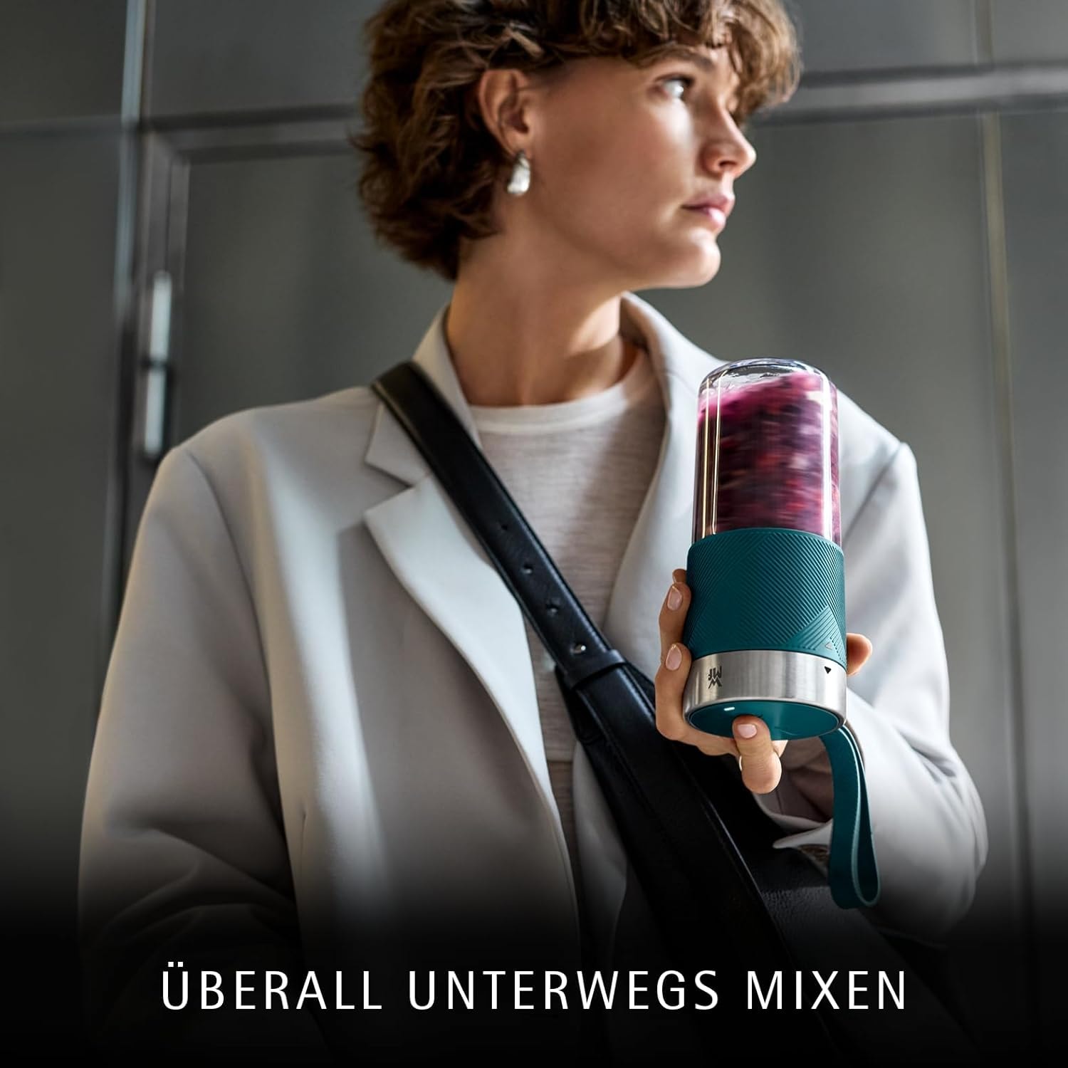 WMF Smoothie-Maker »KÜCHENminis Mix on the Go« 50 W tragbar, wiederaufladbar, 300 ml, 50 W, langlebiger Akku, 20.000 U/min