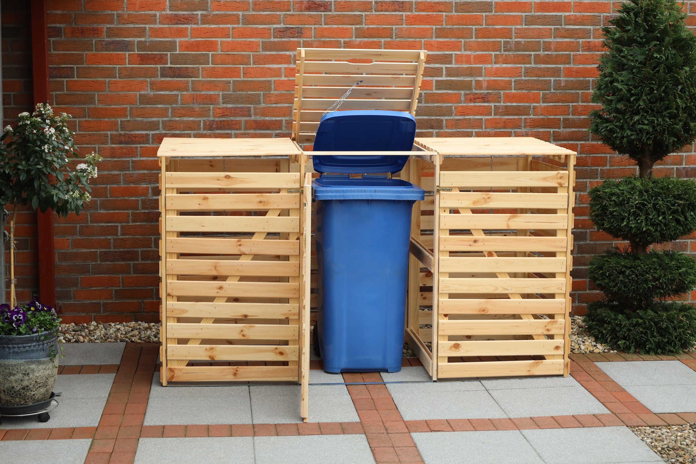promadino Mülltonnenbox »Vario V« für 2 Tonnen, robust aus zertifiziertem Kiefernholz