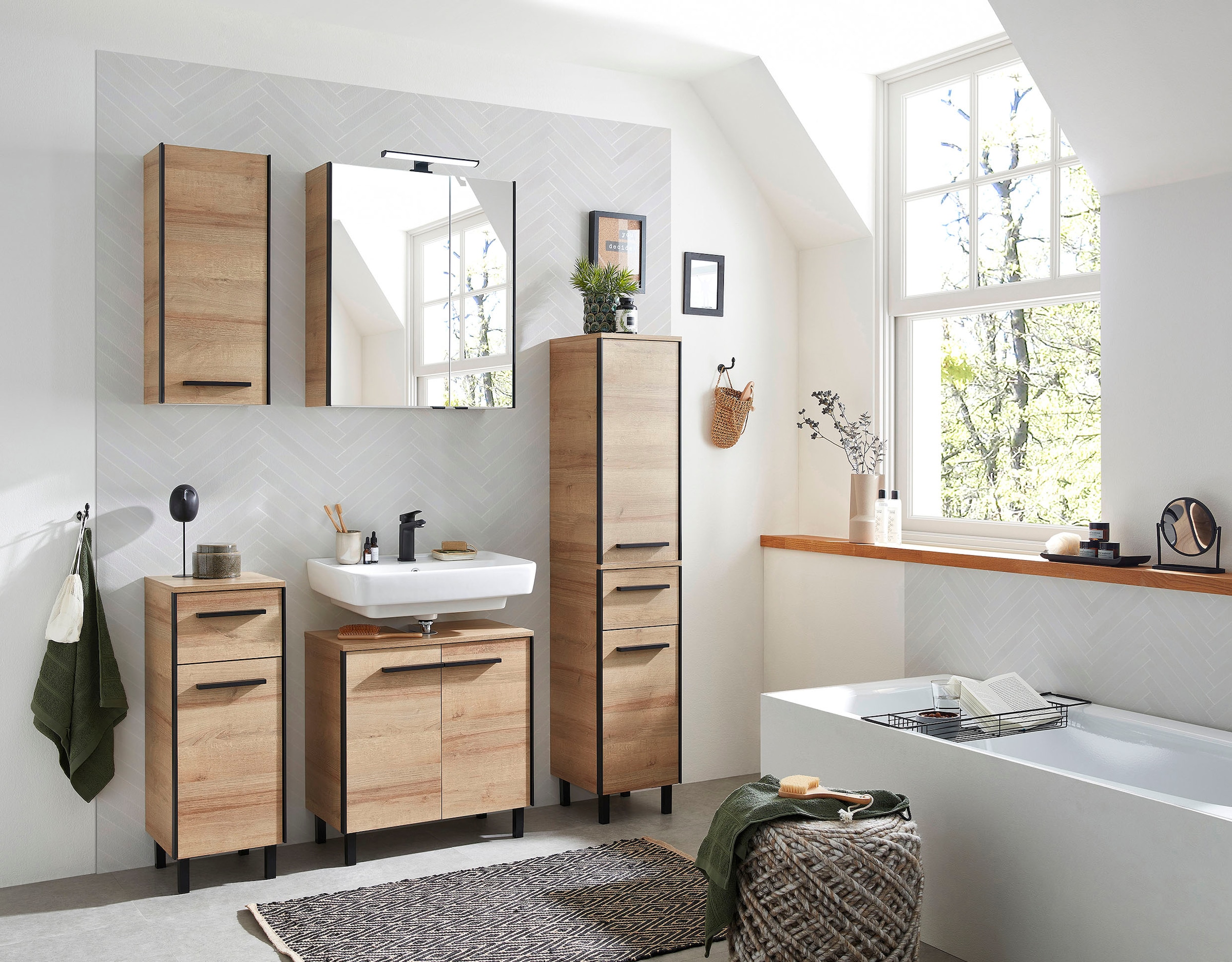 Saphir Badmöbel-Set »Quickset 395 5-teilig, Waschbeckenunterschrank mit LED-Spiegelschrank« 6 Stk. tlg.