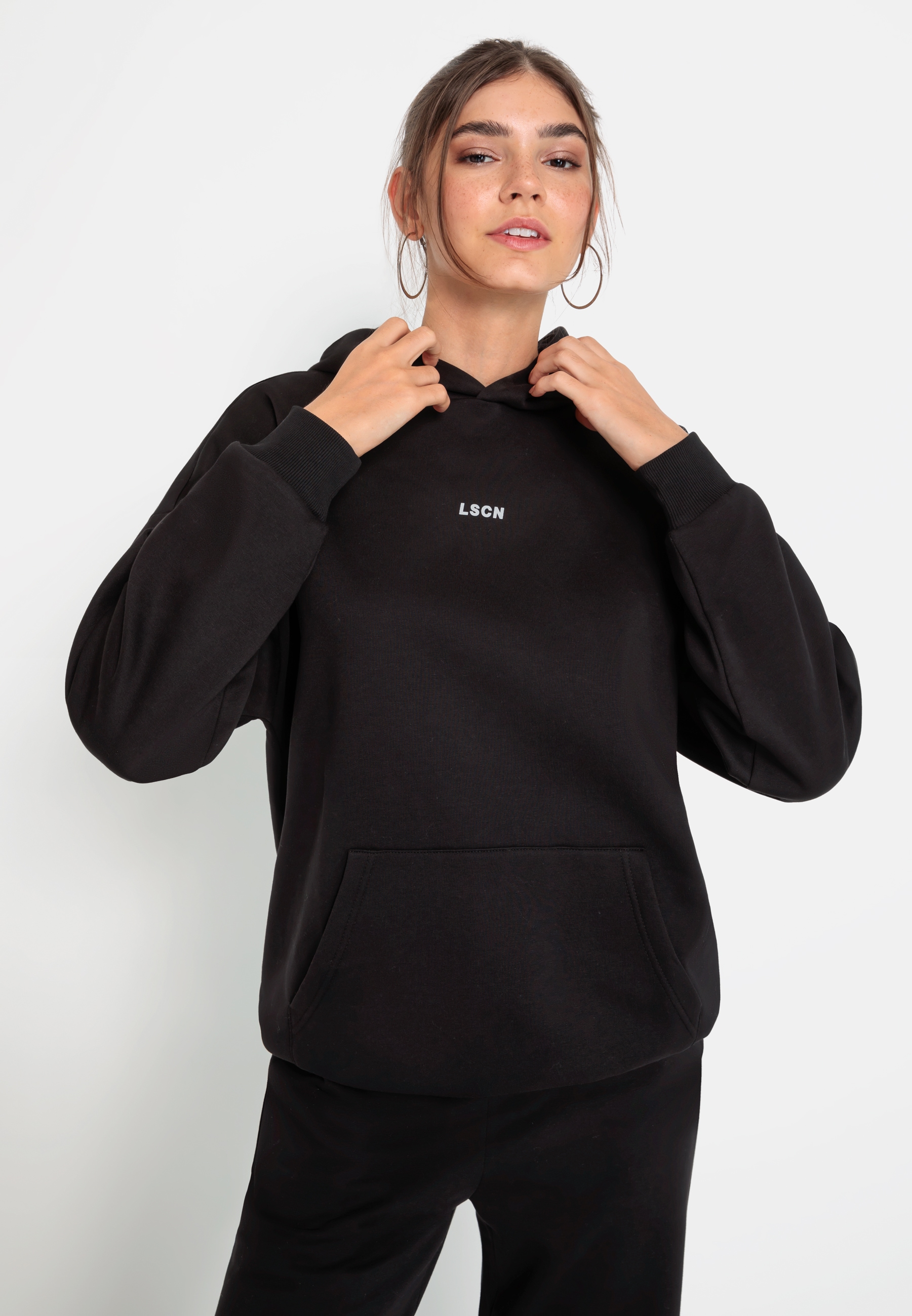 LSCN by LASCANA Hoodie, mit aufgesetzter Kängurutasche