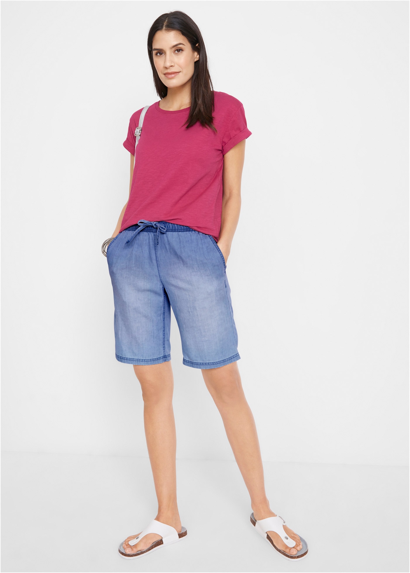 bonprix T-Shirt »Boxy-Shirt« 1 lockere, figurumspielende Passform, Kurzarm, Rundhalsausschnitt