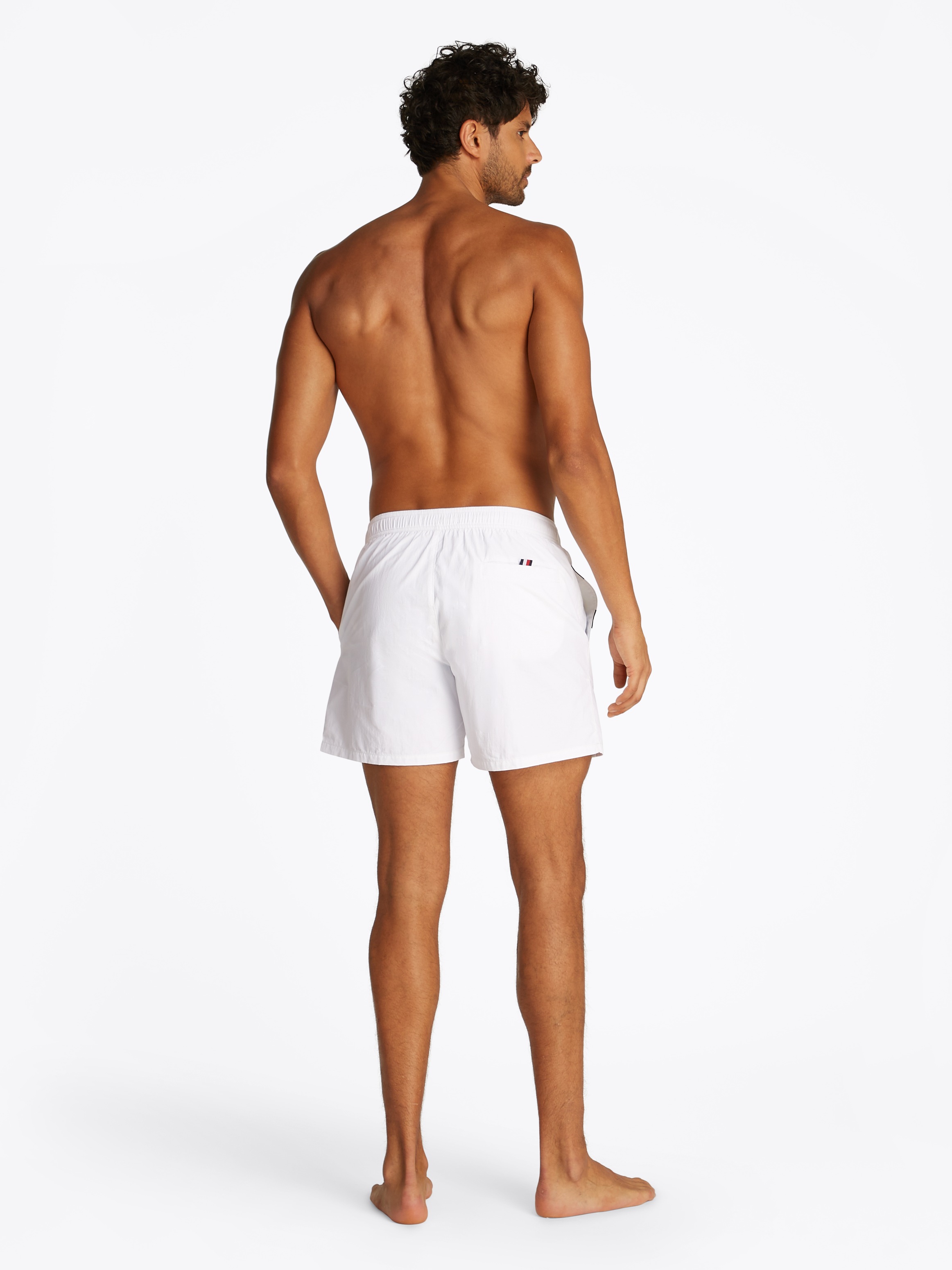 Tommy Hilfiger Swimwear Badeshorts »MEDIUM DRAWSTRING«, mit großem Logo