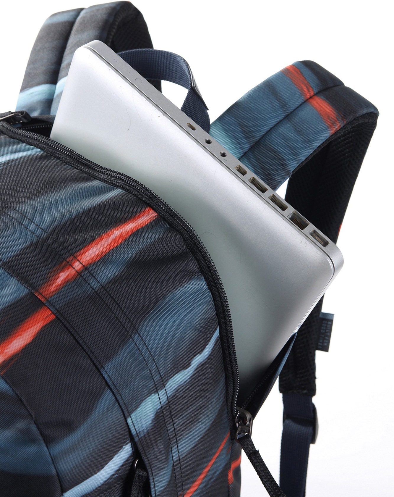 NITRO Freizeitrucksack »Urban Plus«, Daypack, Streetpack im Retro-Look, Alltagsrucksack, Schulrucksack