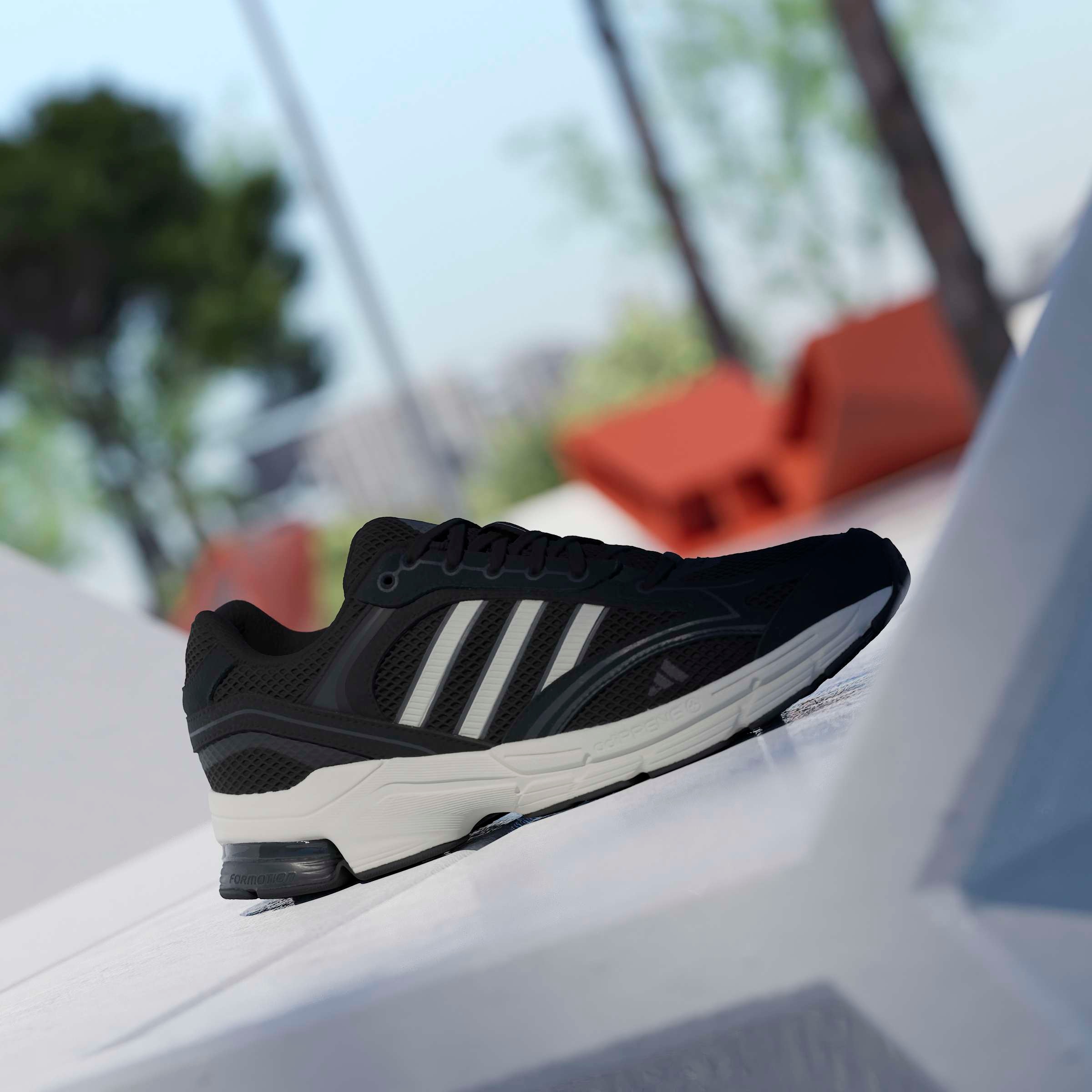 adidas Sportswear Sneaker »SPIRITAIN 2000«  inspiriert vom Design des adistar control