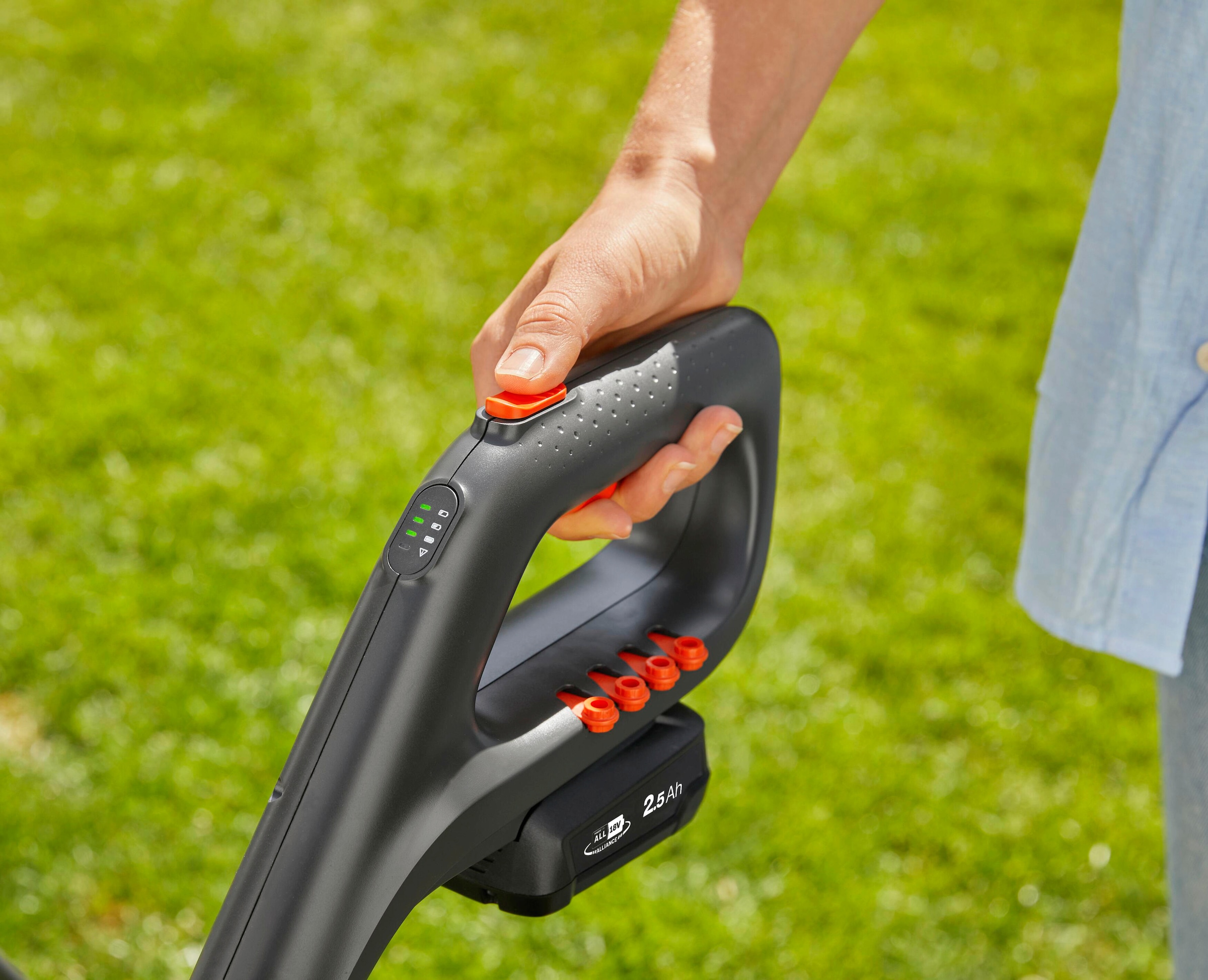 GARDENA Akku-Rasentrimmer »ComfortCut 23/18V P4A Ready-To-Use Set«, (mit Akku und Ladegeät)