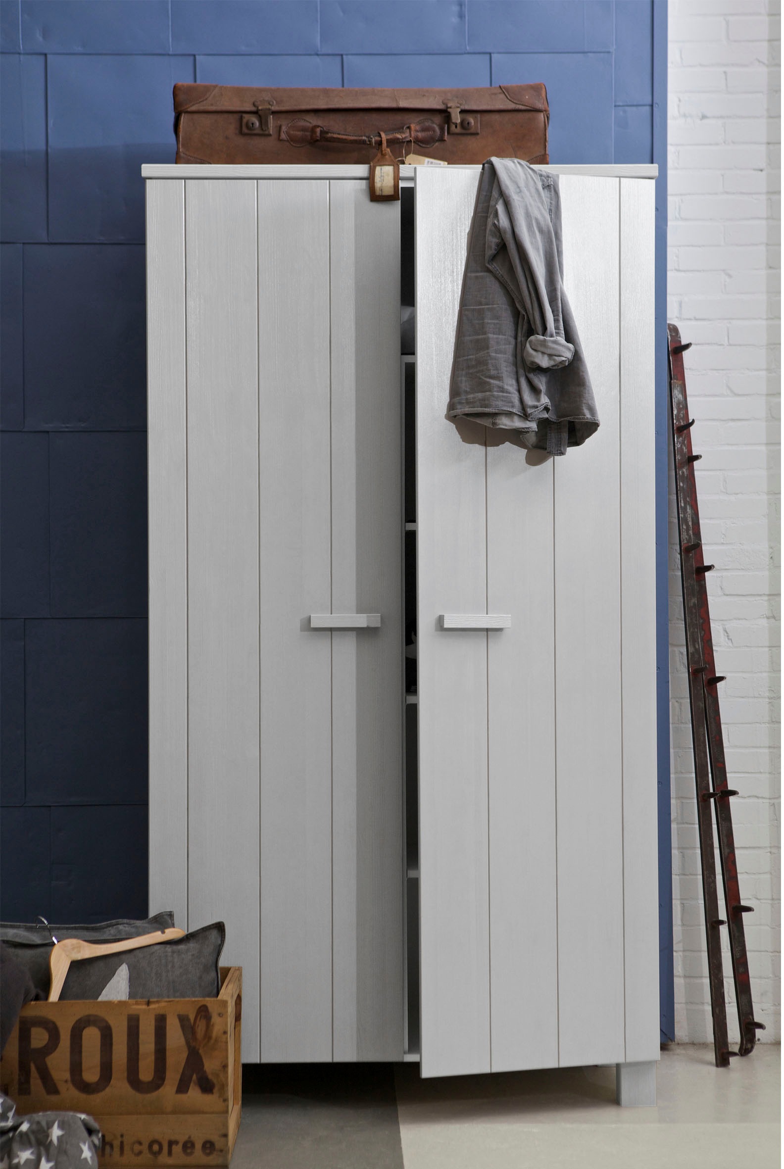 WOOOD Garderobenschrank »Dennis« mit Kleiderstange, viel Stauraum, B 111 cm x H 202 cm