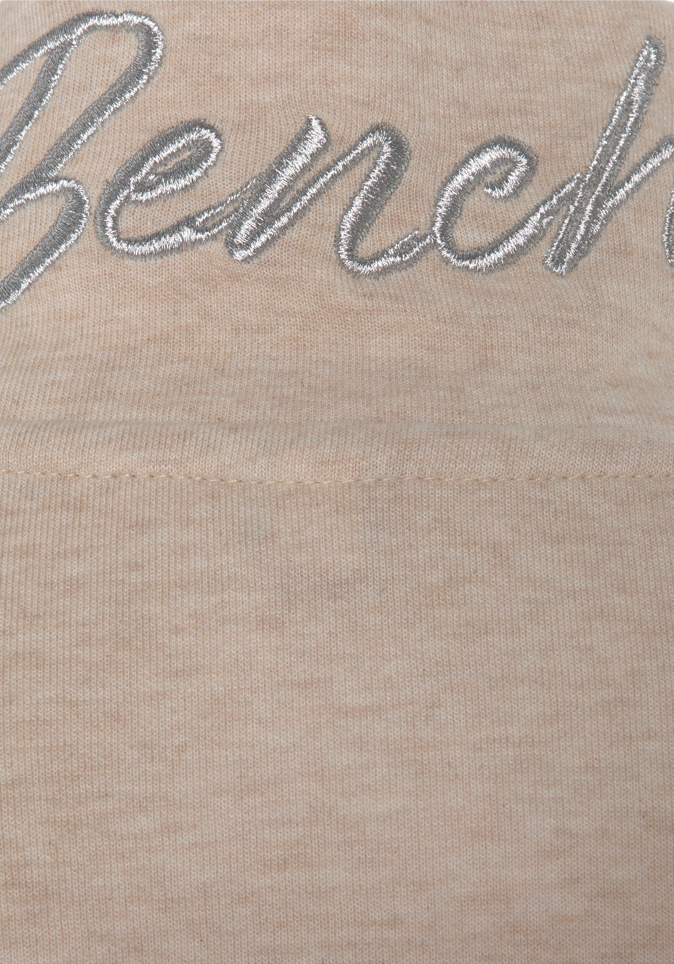 Bench. Sweatjacke »- Loungejacke«, mit glänzender Logostickerei am  Stehkragen, Loungewear, Loungeanzug bei ♕