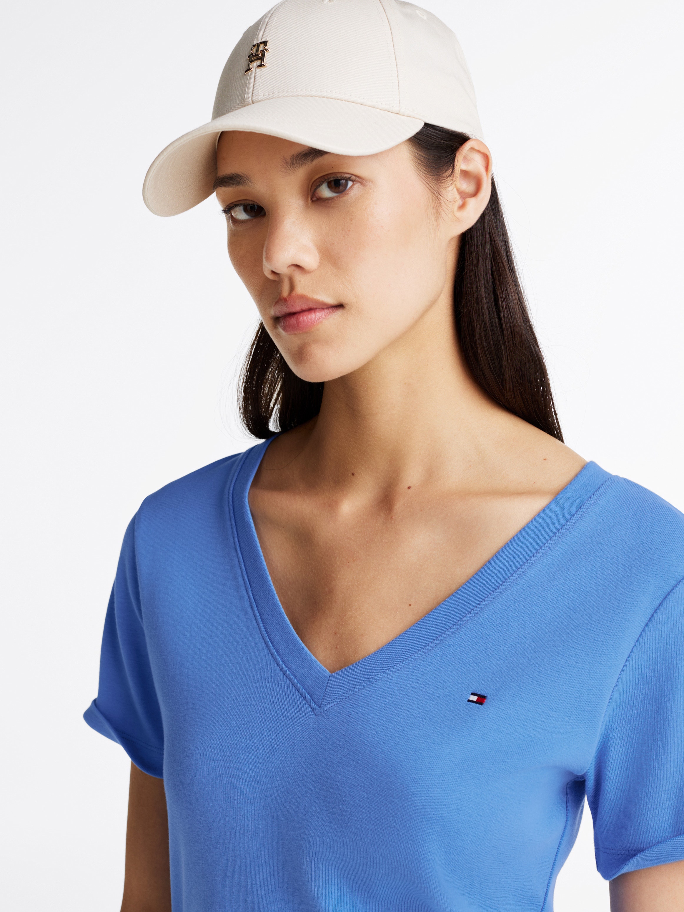 Tommy Hilfiger T-Shirt »SLIM CODY V-NK SS mit V-Ausschnitt und Streifen« Baumwolle, slim fit