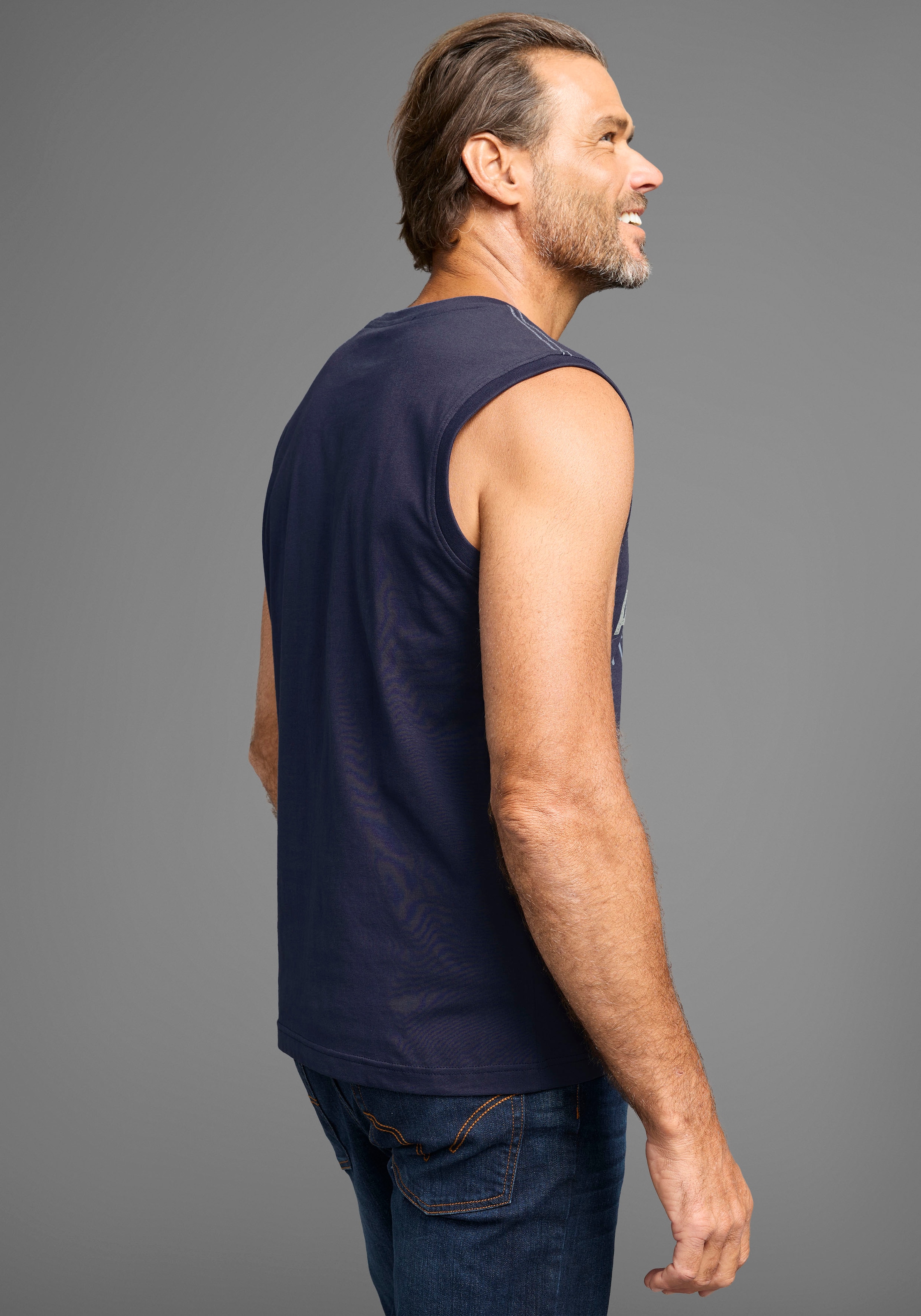 Man's World Muscleshirt ohne Ärmel,  bedruckt,  Rundhalsausschnitt,  aus Baumwolle