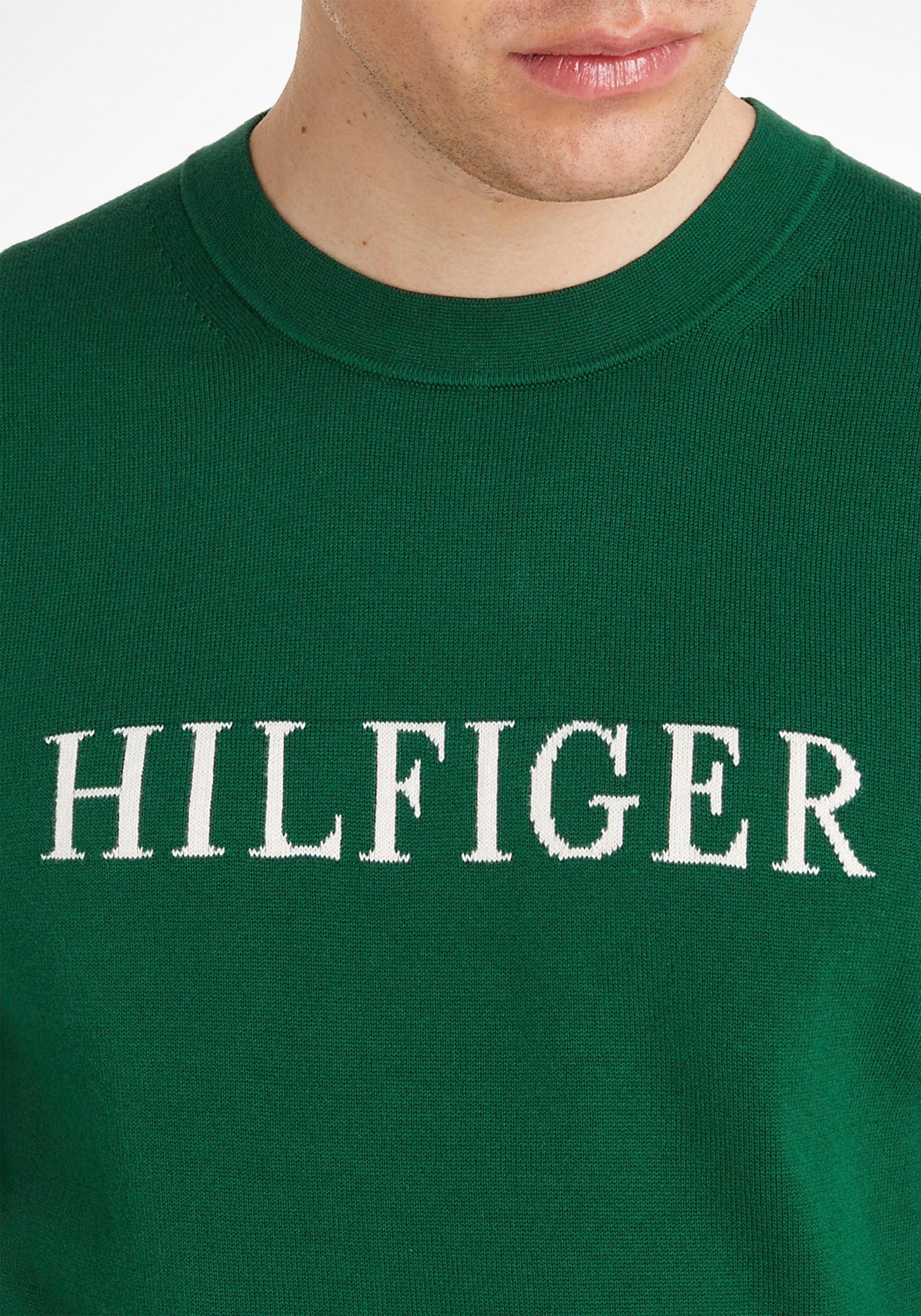 Tommy Hilfiger NECK«, Ärmelenden »HILFIGER CREW kontrastfarbenen bei CUFF Rundhalspullover ♕ mit FLAG