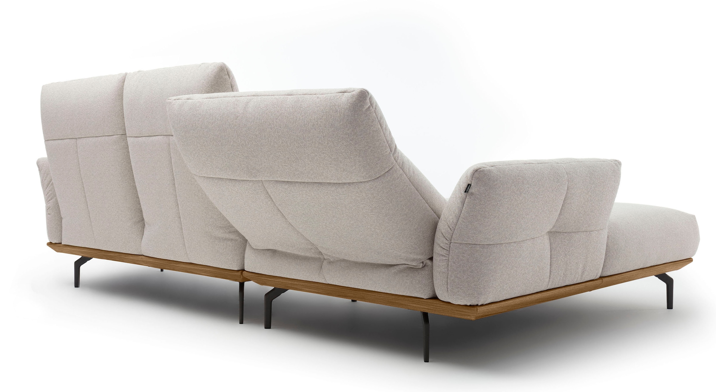 Creation BY ROLF BENZ Ecksofa »CR.460« Sockel in Nussbaum, Winkelfüße in Umbragrau, Breite 298 cm