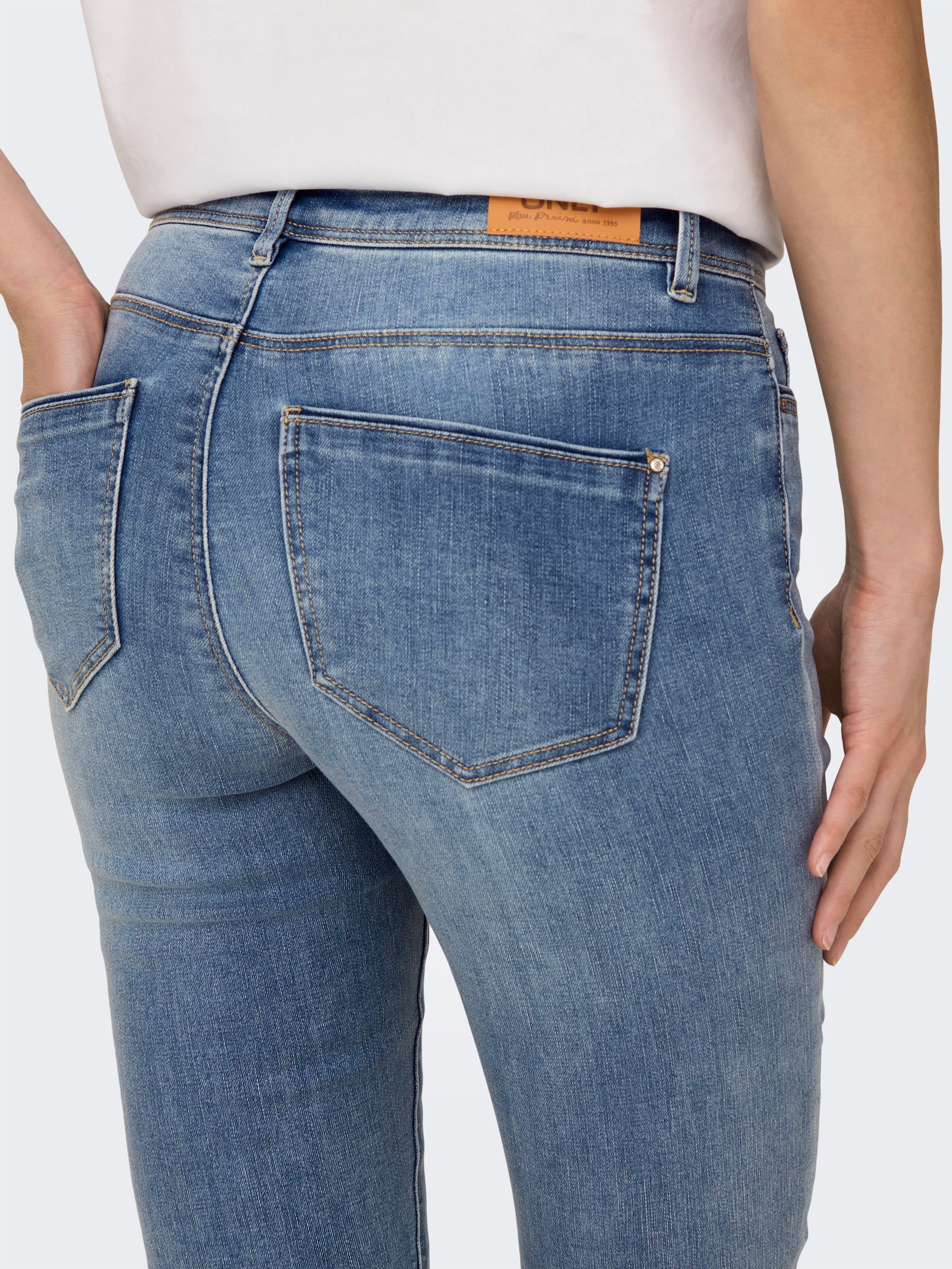 ONLY Skinny-fit-Jeans »ONLWAUW MID SKINNY DNM GUABOX«