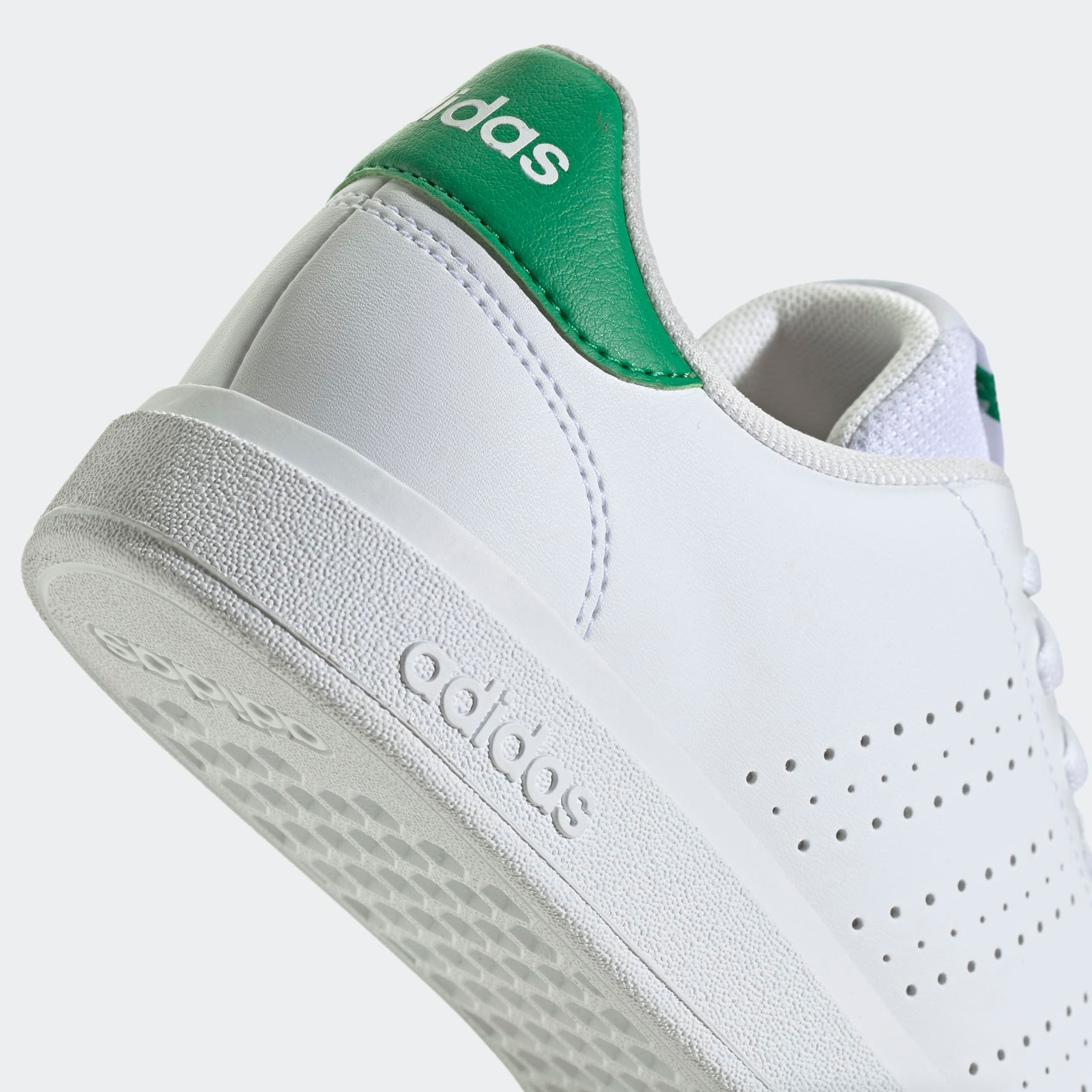adidas Sportswear Sneaker »ADVANTAGE BASE 2.0 KIDS«, Design auf den Spuren des adidas Stan Smith