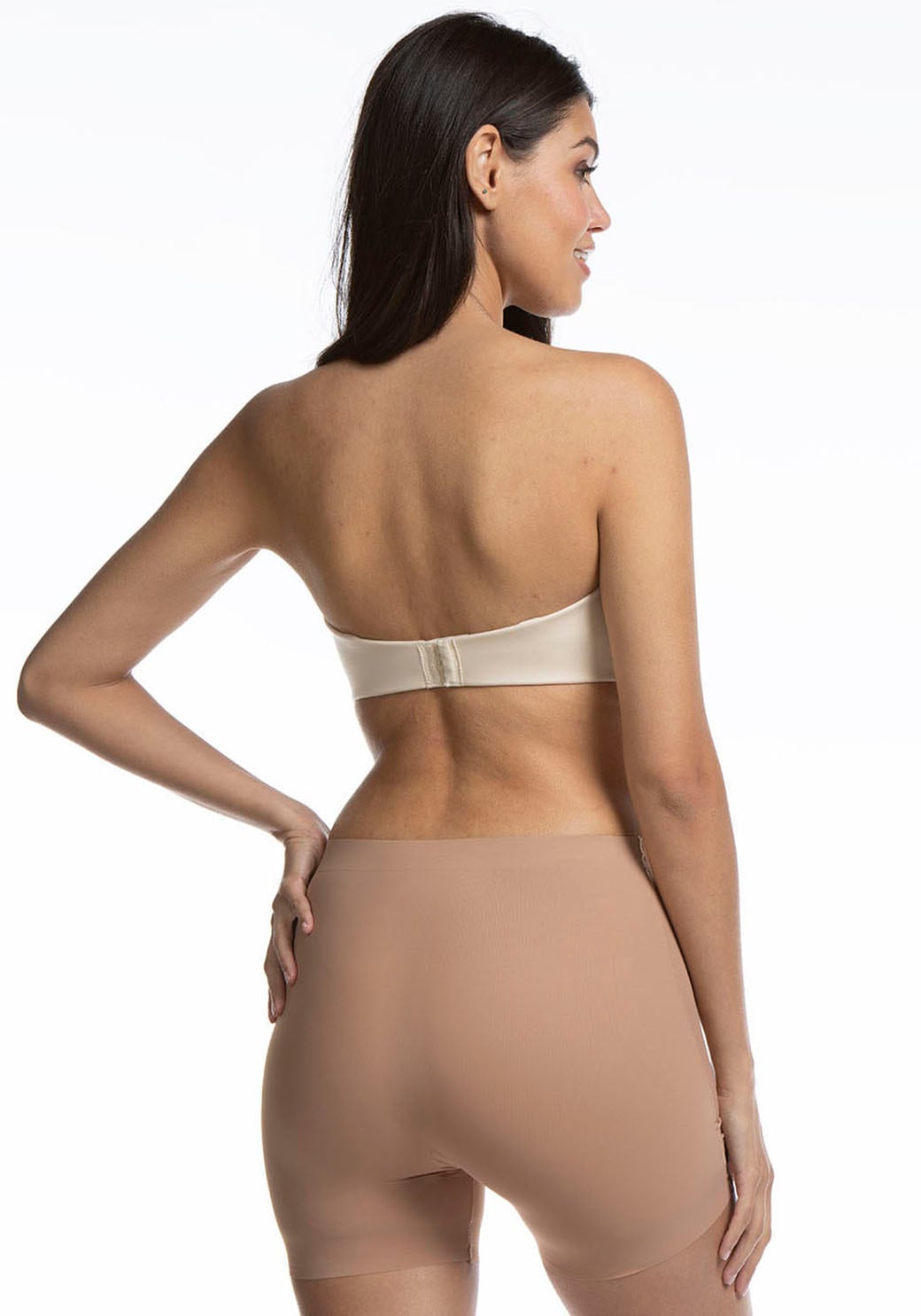 MAGIC Bodyfashion Shapinghose »Maxi Short«, feste Formung des unteren Bauches, der Hüften und der Oberschenkel