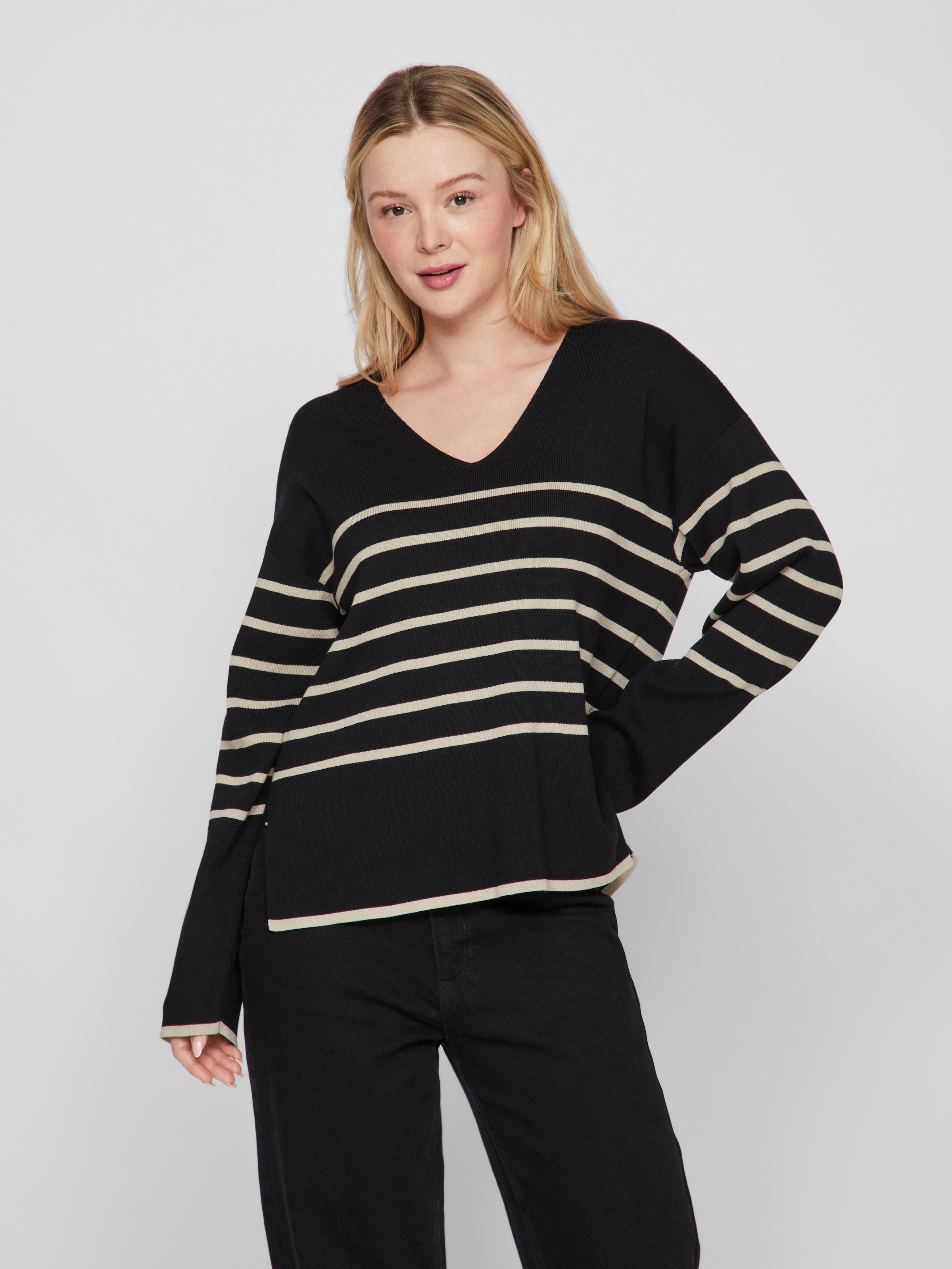 Vila V-Ausschnitt-Pullover »VIOSTRIA V-NECK L/S REV TOP-NOOS«