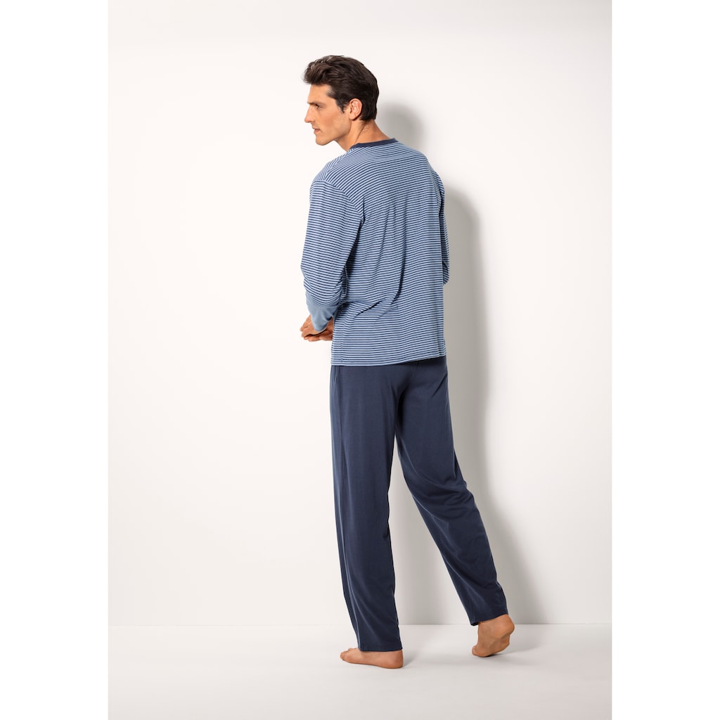 le jogger® Pyjama, (Packung, 4 tlg., 2 Stück), mit garngefärbten Streifen