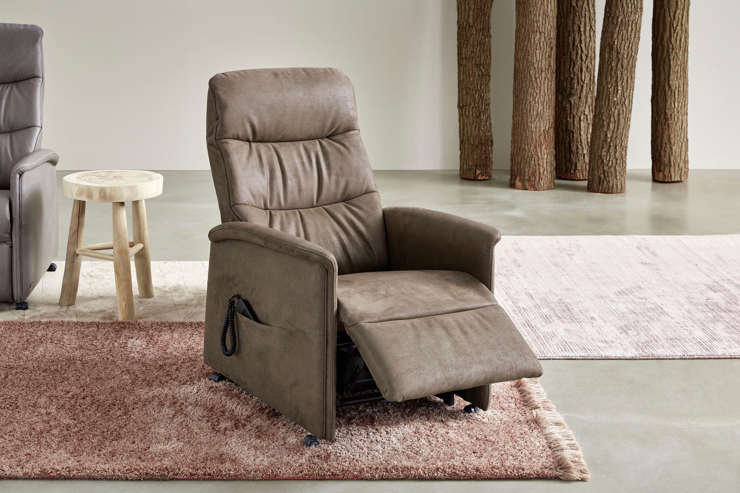 himolla Relaxsessel »himolla 9051«, in 3 Sitzhöhen, manuell oder elektrisch  verstellbar, Aufstehhilfe bequem bestellen | Sessel