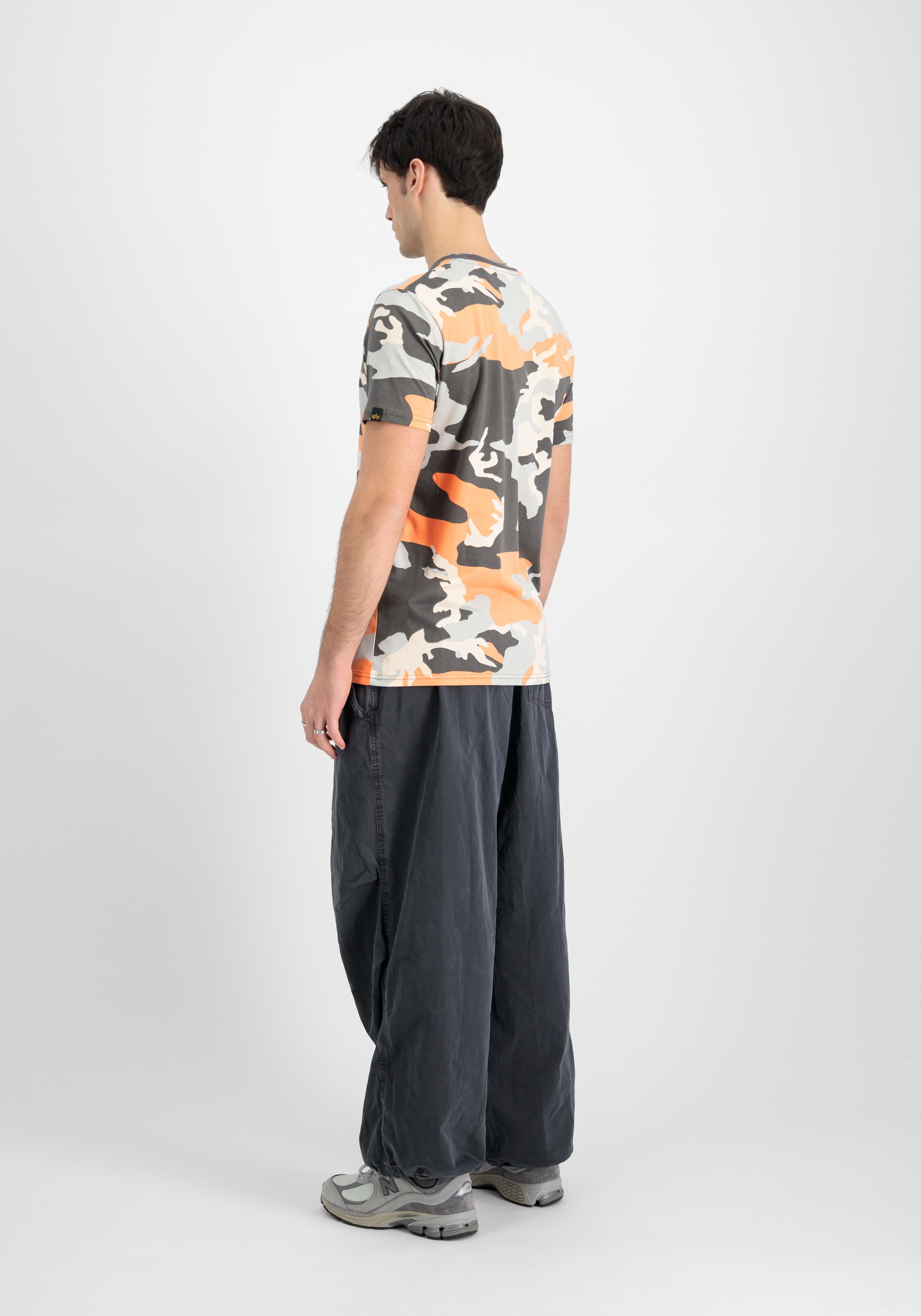 Alpha Industries T-Shirt »Alpha Industries Men - T-Shirts Basic T-Shirt BL Camo PP«