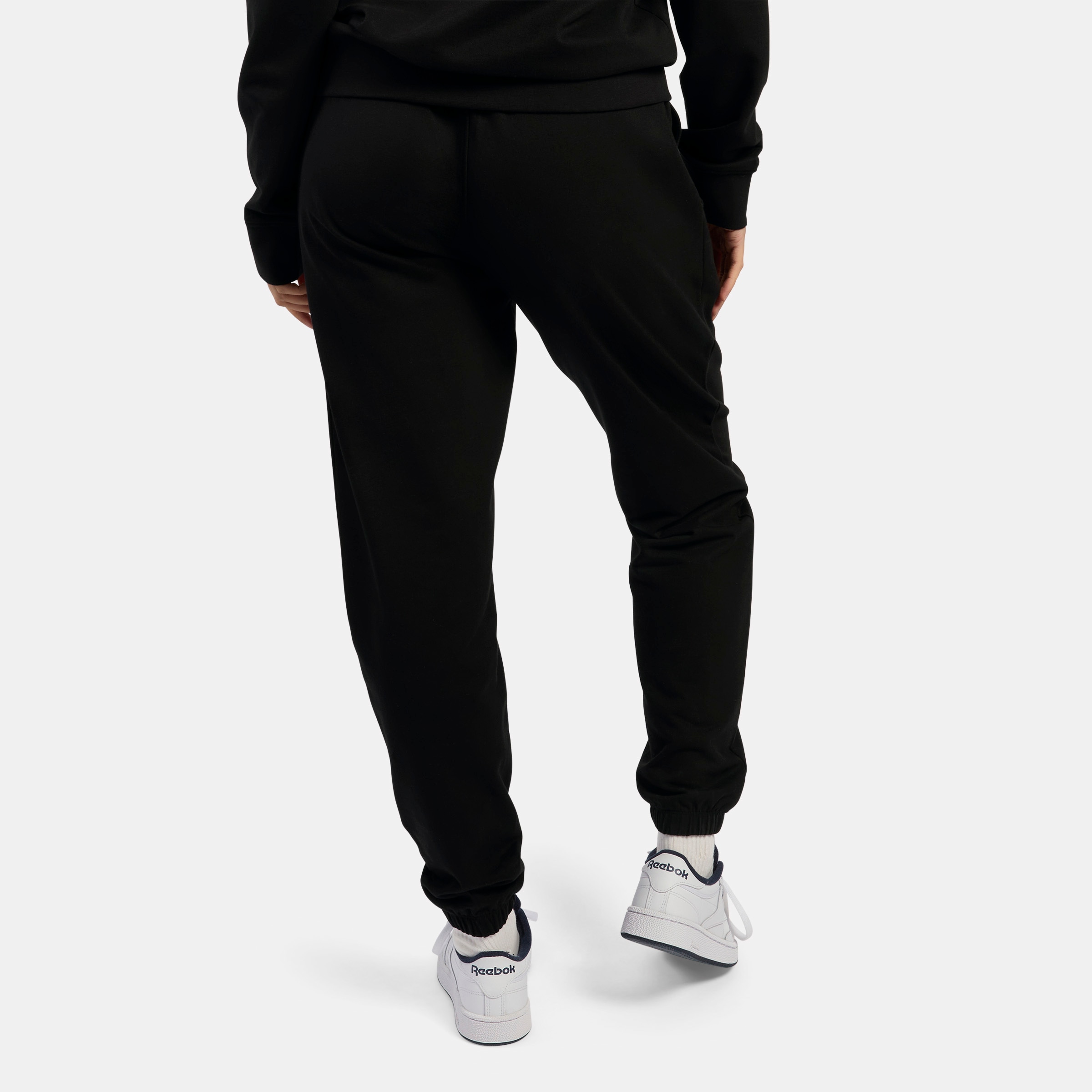 Reebok Jogginghose »ID SMALL LOGO FRENCH TERRY PANT«  mit Kordelverschluss, aus Baumwolle