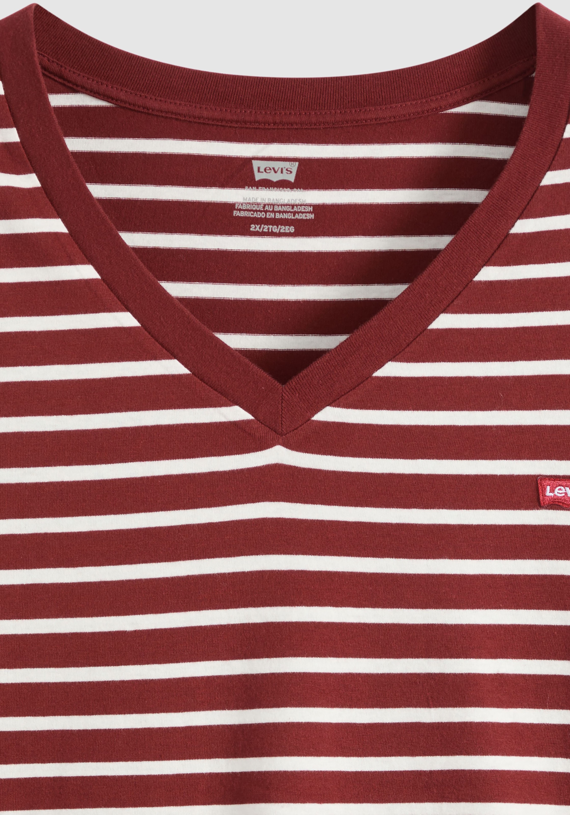 Levi's® Plus Kurzarmshirt »V NECK TEE« Gerade geschnittene Passform