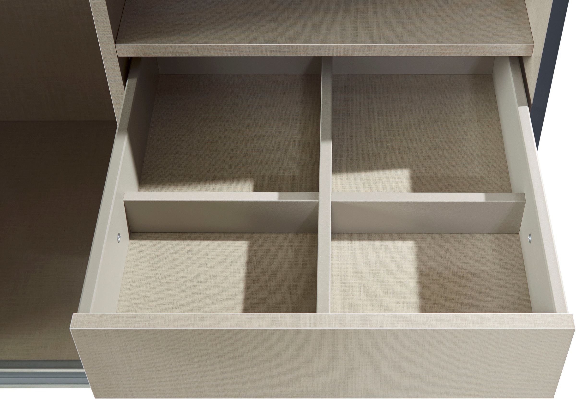 rauch Schwebetürenschrank »Kleiderschrank Schrank Garderobe TOPSELLER OTELI inkl. Inneneinteilung«, mit 3 Innenschubladen sowie zusätzlichen Einlegeböden MADE IN GERMANY