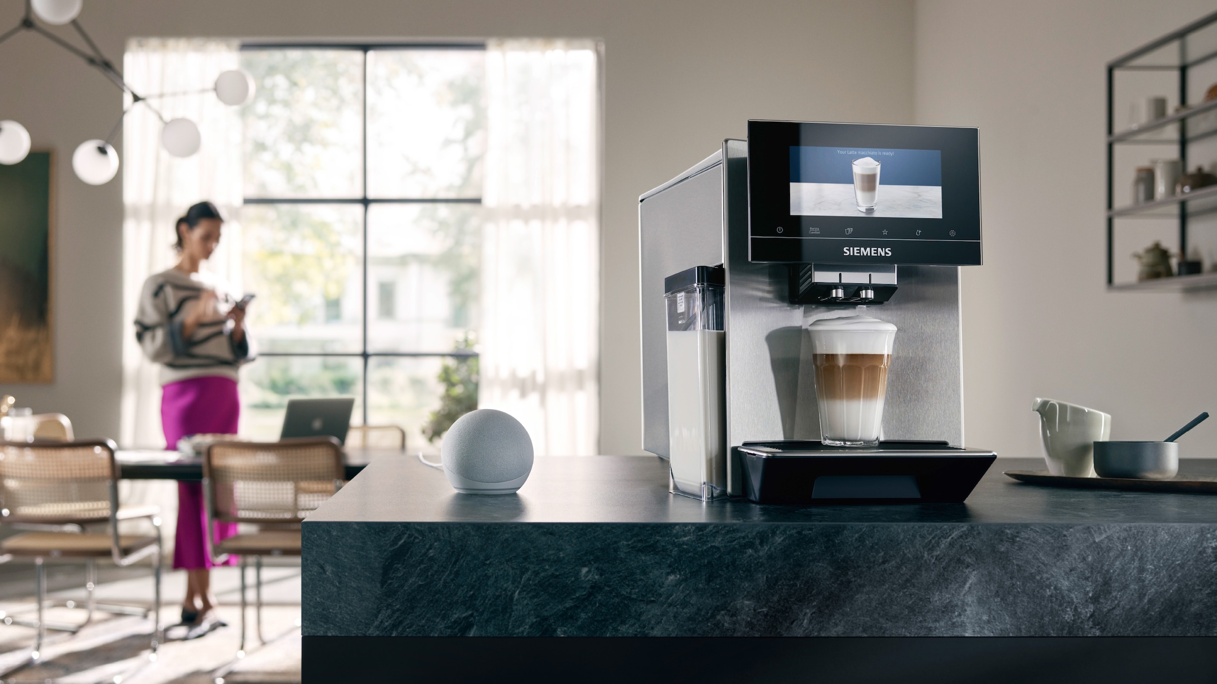 SIEMENS Kaffeevollautomat »EQ900 TQ905D03, intuitives 6,8" TFT-Display, Barista-Modus«, AromaBoost, App-Steuerung, Geräuschreduzierung,10 Profile, edelstahl