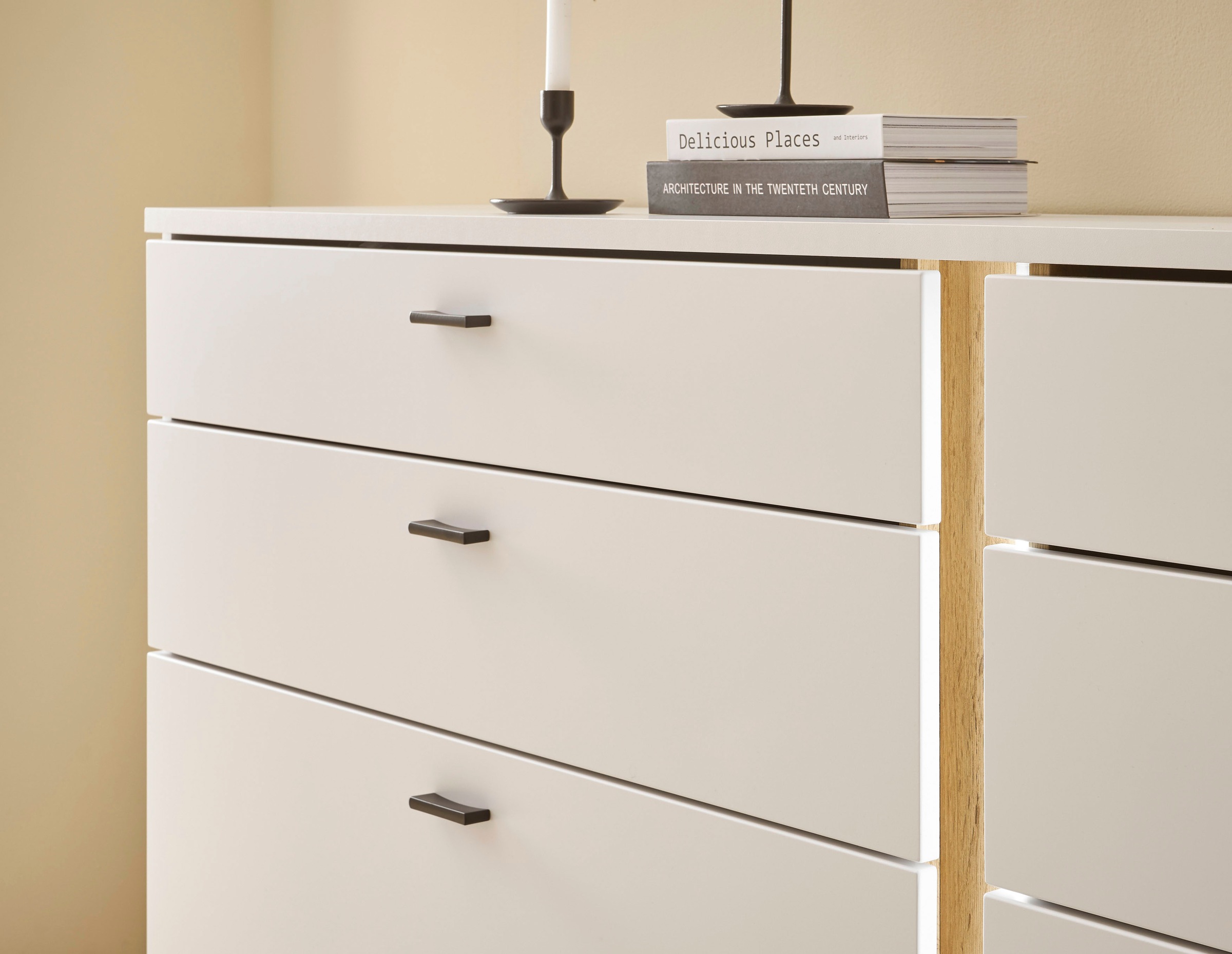 INOSIGN Sideboard »LONG ISLAND«, (1 St.), in moderner Trendfarbe,inklusive senkrechter Beleuchtung,Breite 200 cm