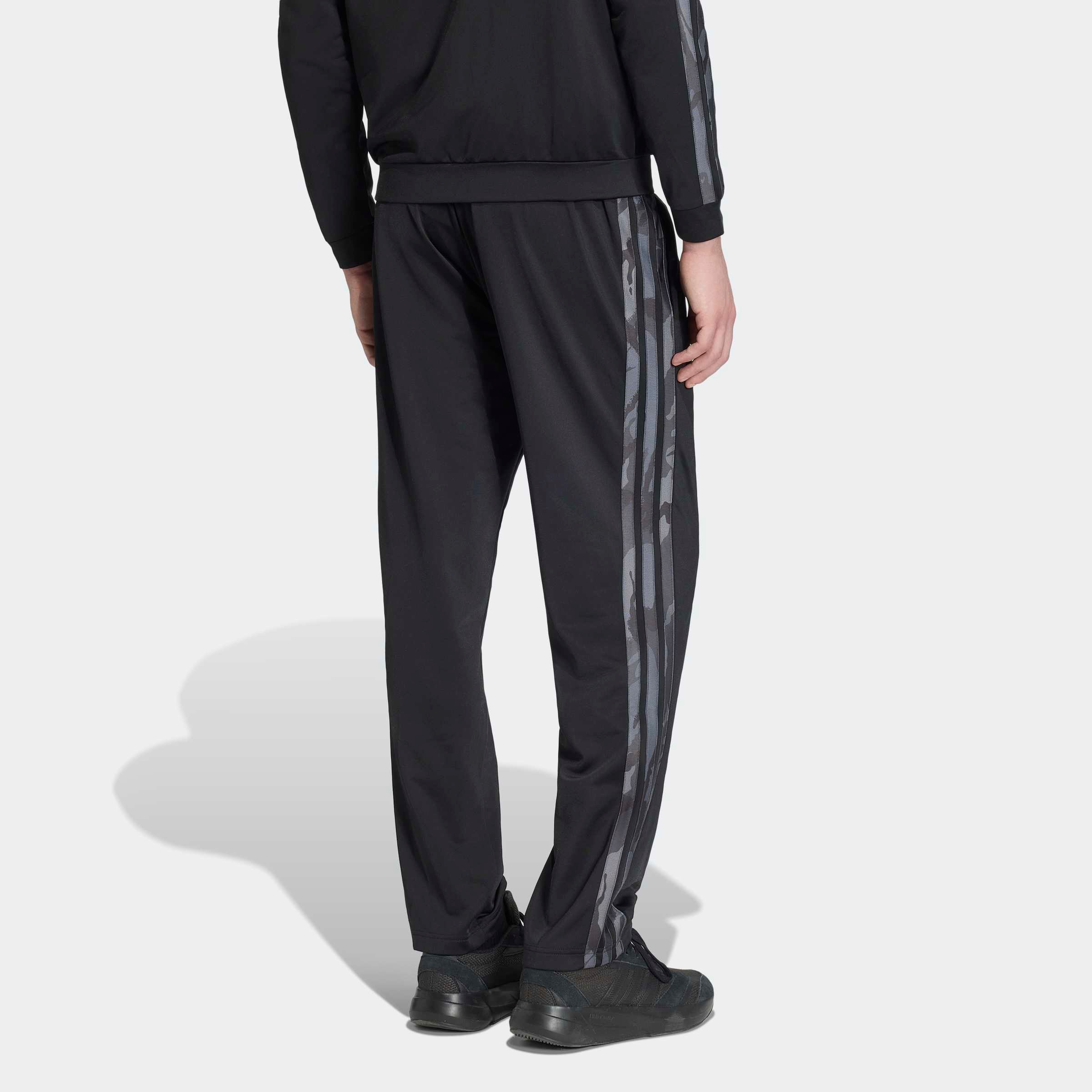 adidas Sportswear Sporthose »3-STREIFEN CAMOUFLAGE, REGULÄR GESCHNITTEN«