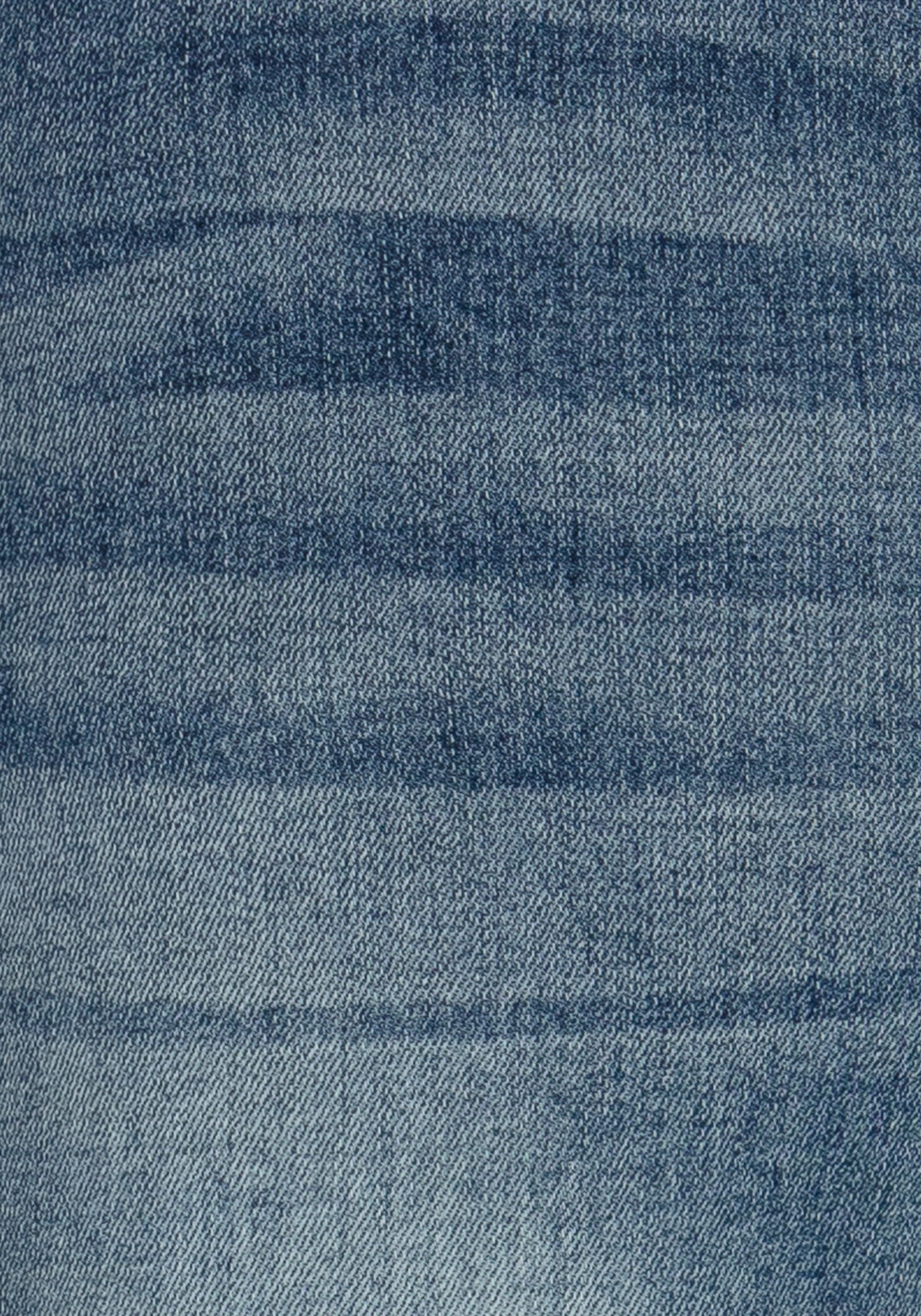 Arizona Caprijeans »Ultra-Stretch«, extra-eng geschnittene Beinform, hoher Bund, in Capri-Länge